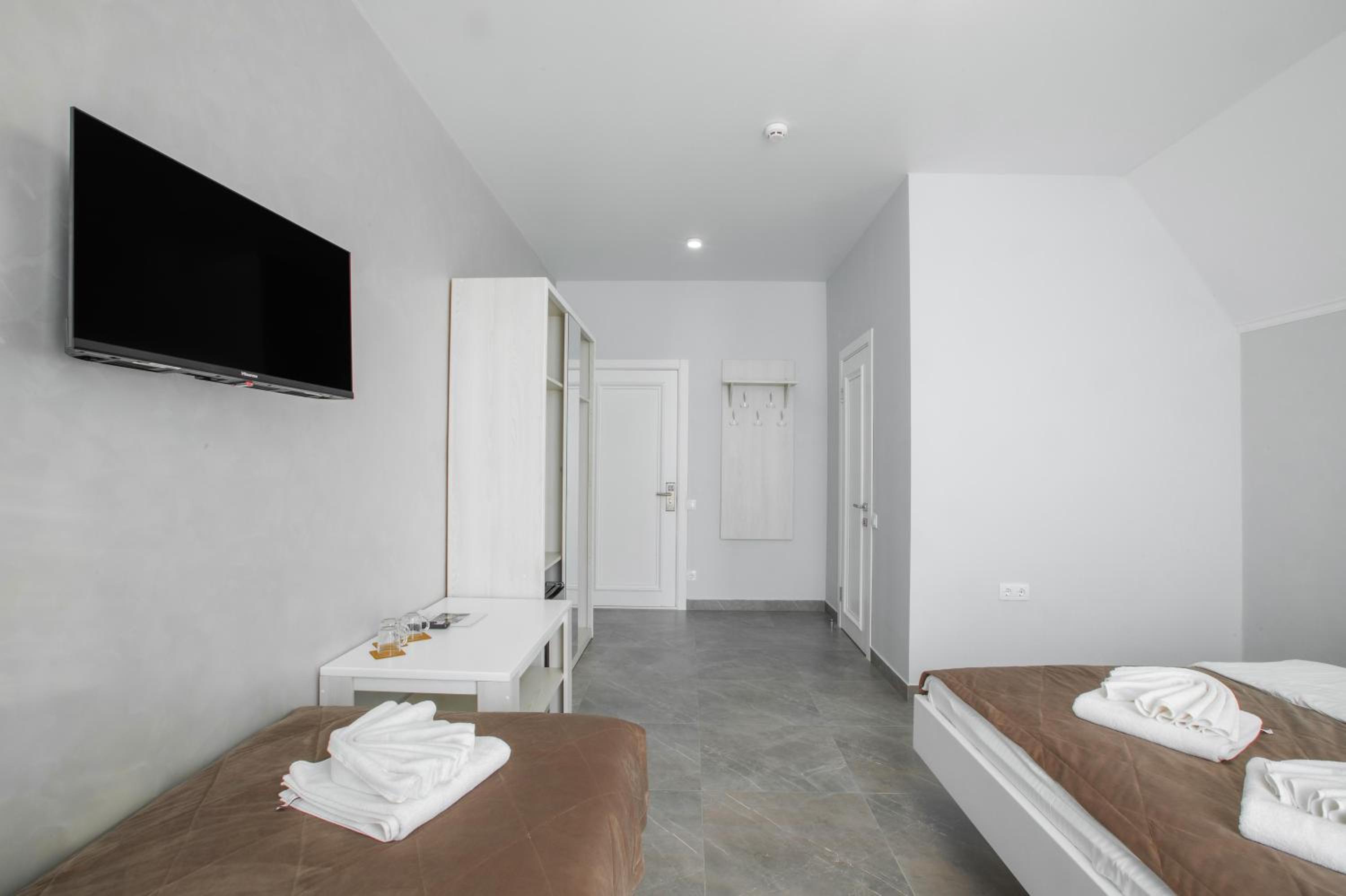 Triple Room with Mountain View photo 2