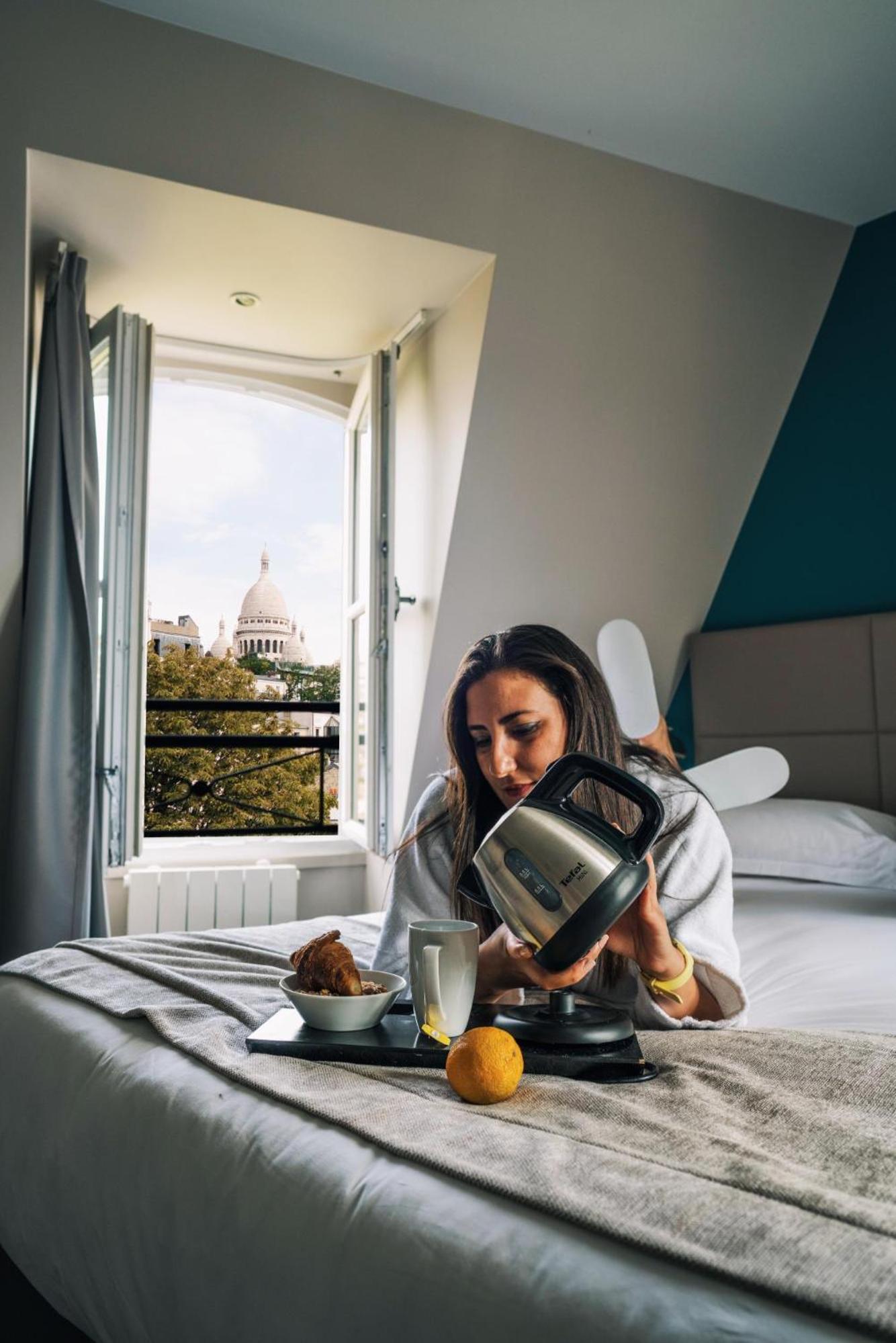 Suite with Paris View photo 3