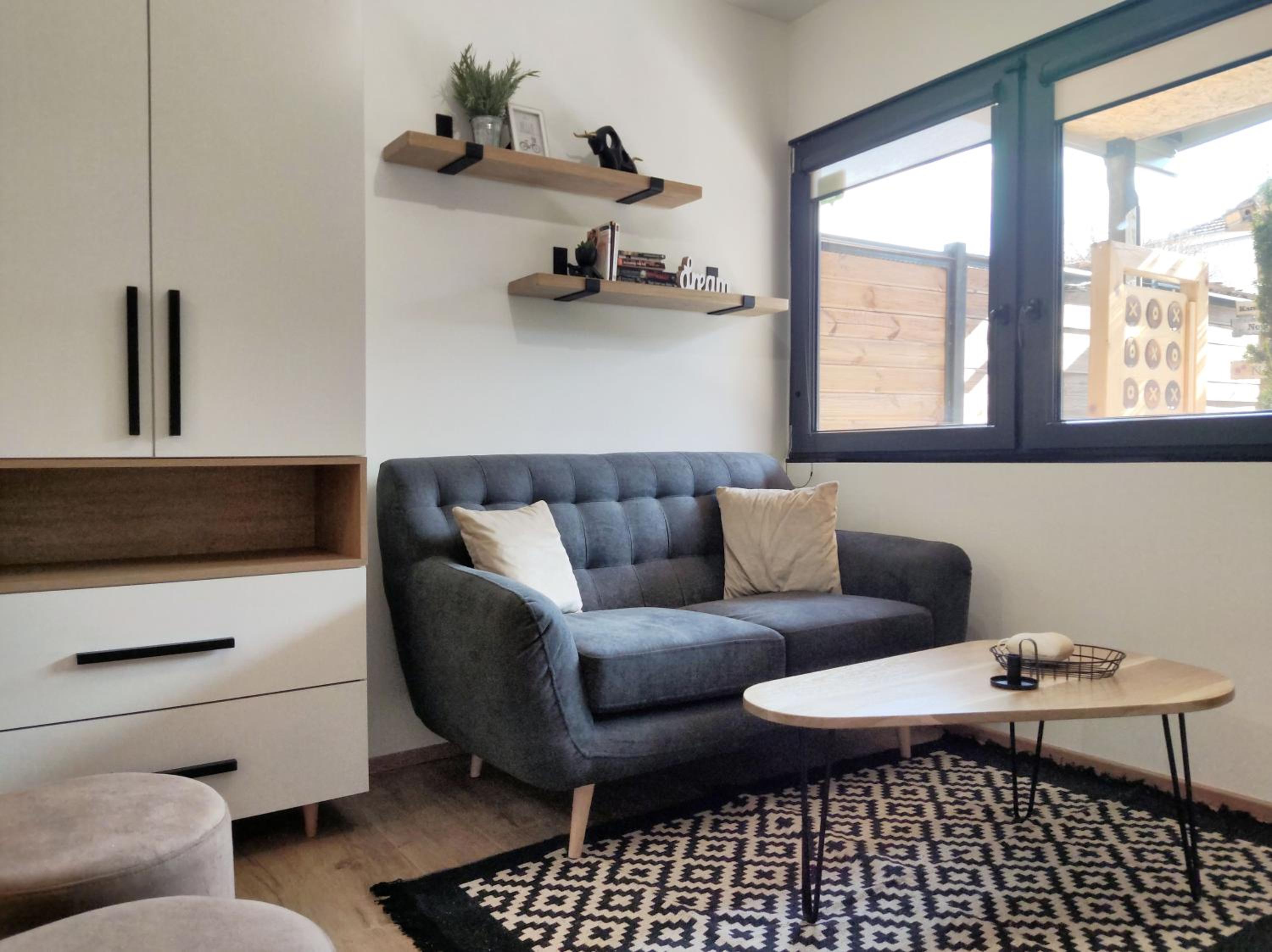 Studio Apartment photo 3