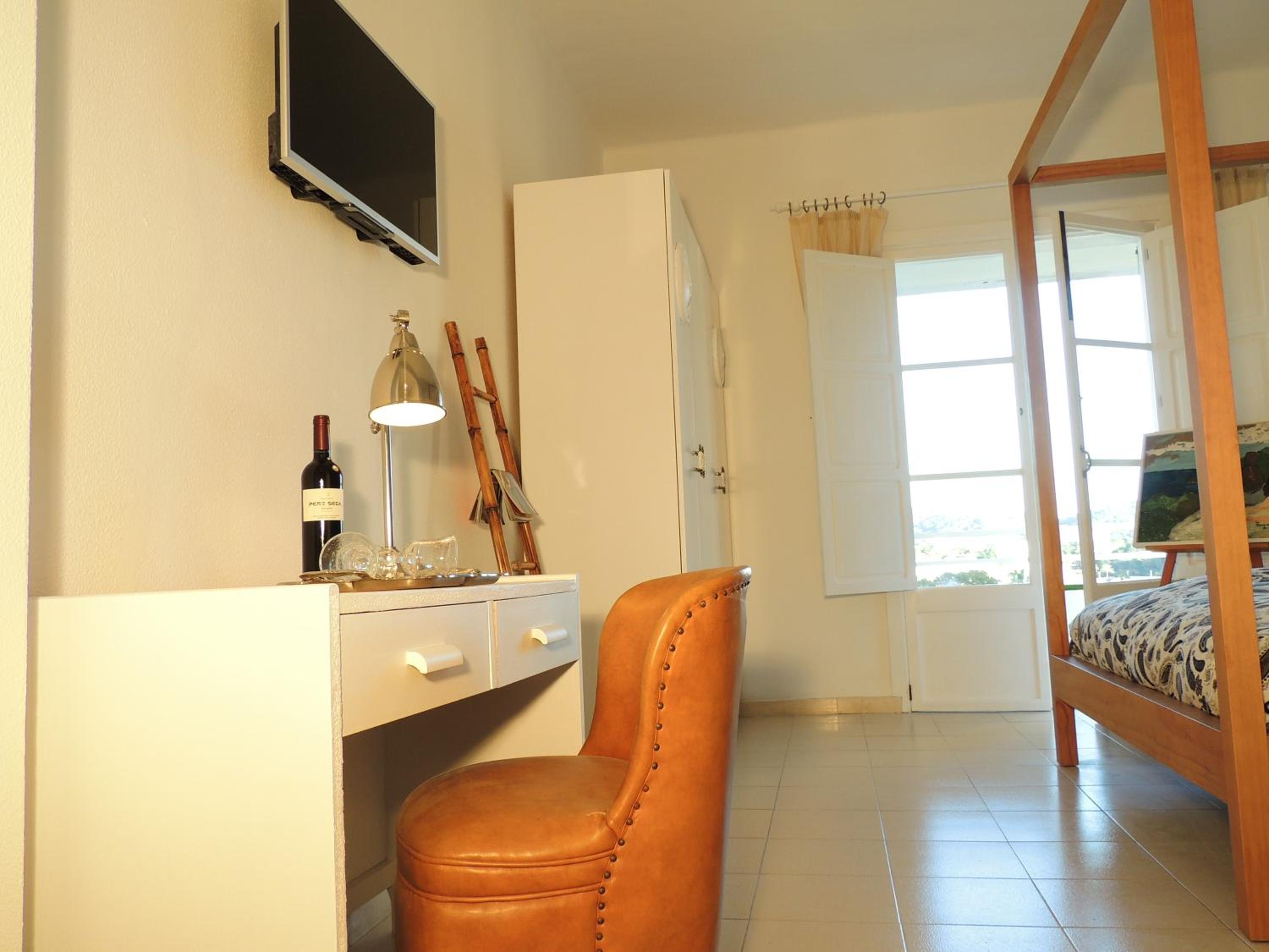 Double Room with Balcony photo 2