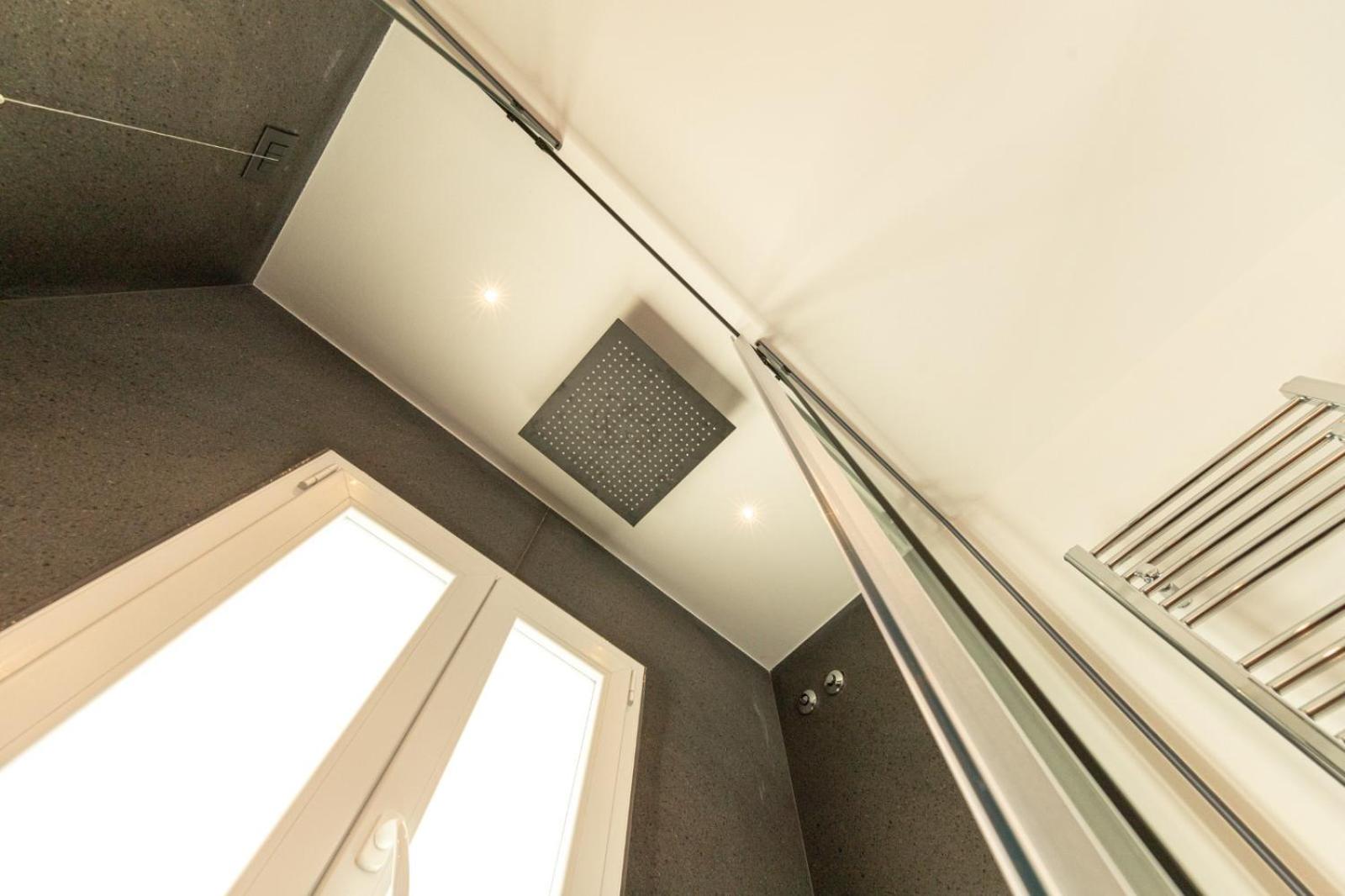 Double Room with Spa Bath photo 2