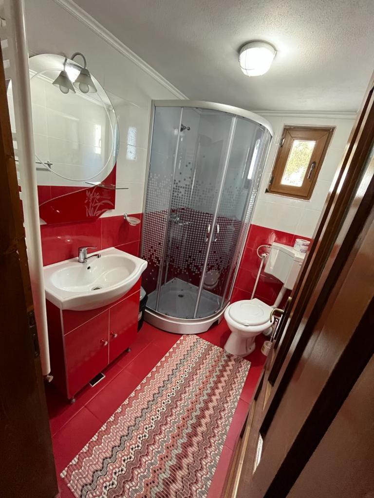 Standard Double Room with Shared Bathroom photo 2