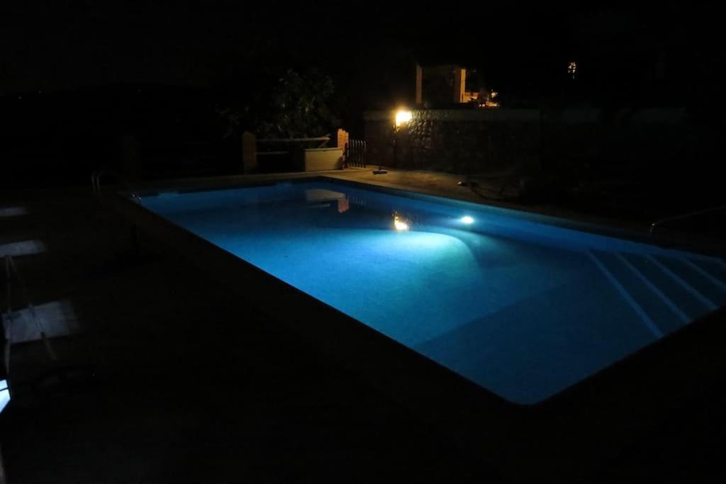 Three-Bedroom Villa photo 2
