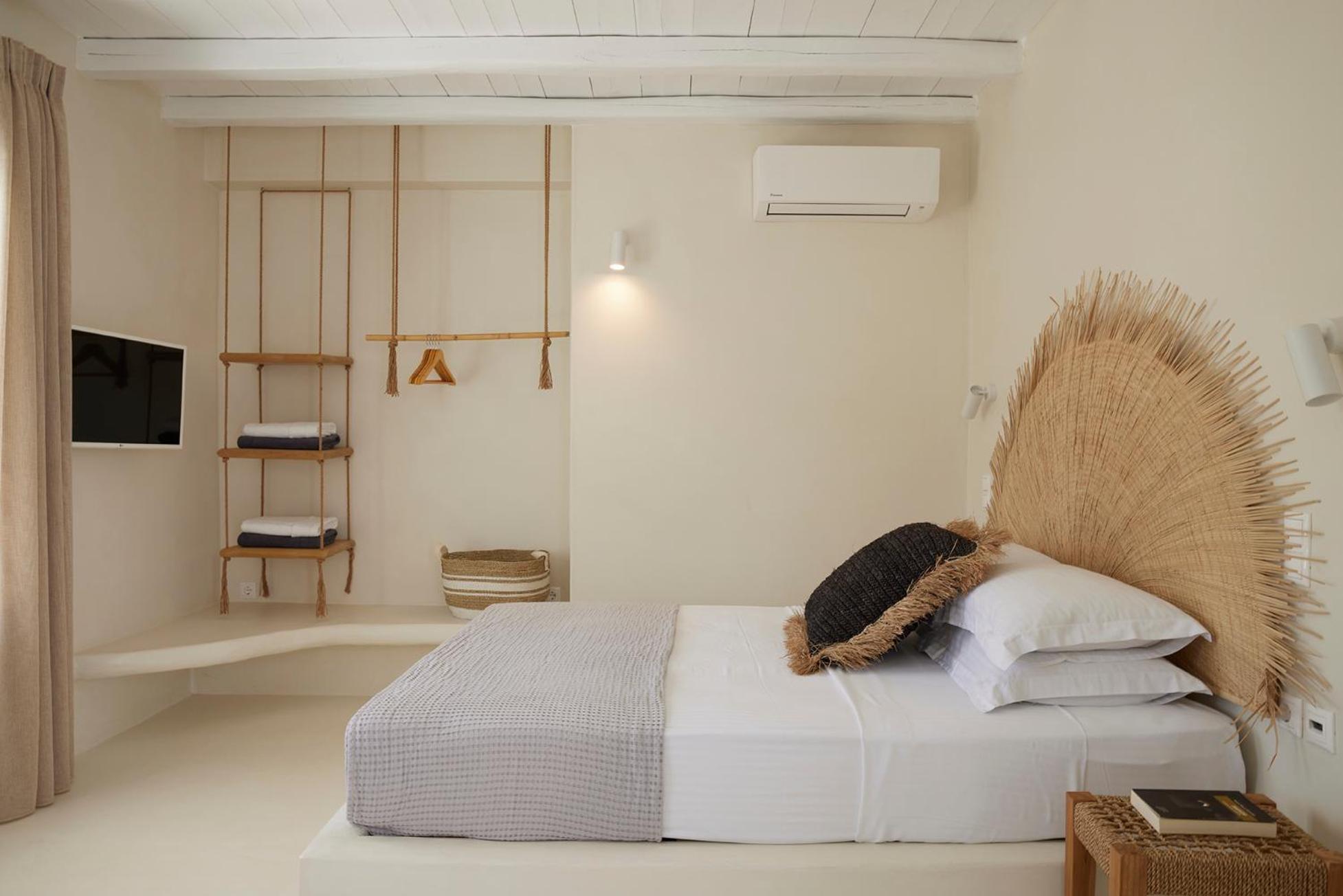 Deluxe Double Room With Balcony photo 1