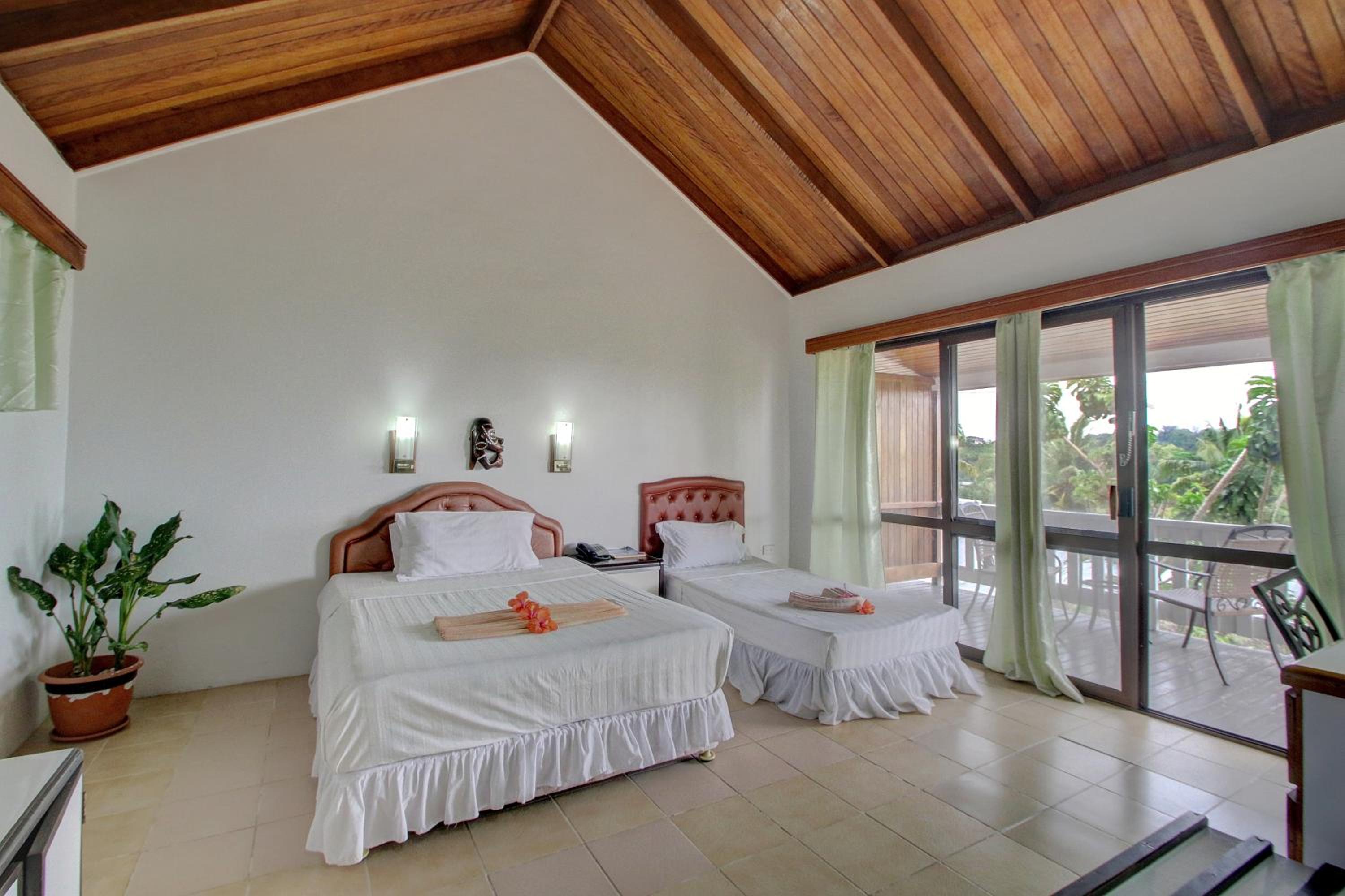 Deluxe Double Room with Balcony and Sea View photo 2