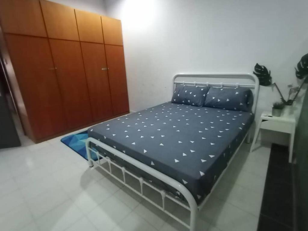 Triple Room with Bathroom photo 2