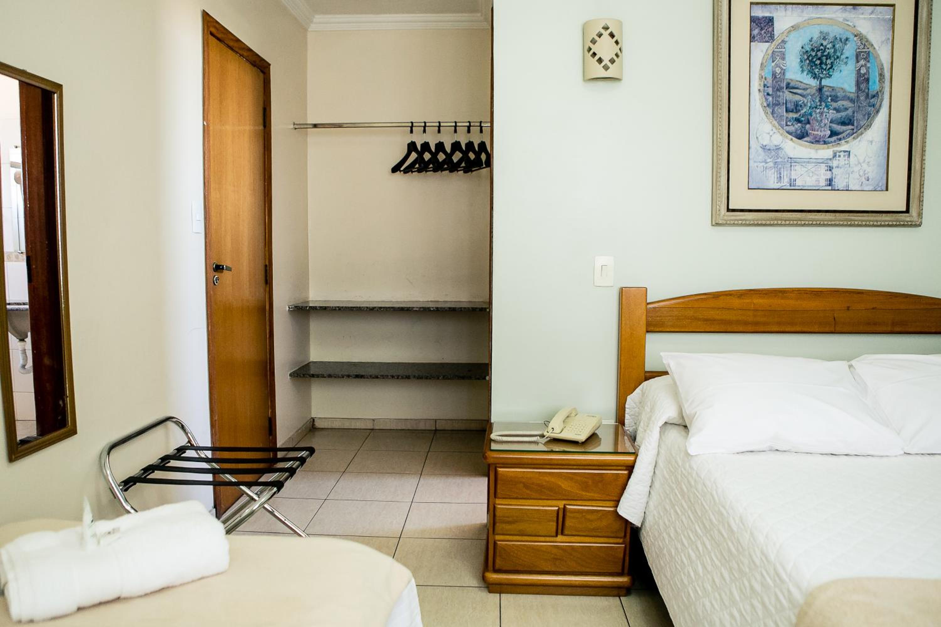 Standard Twin Room photo 1