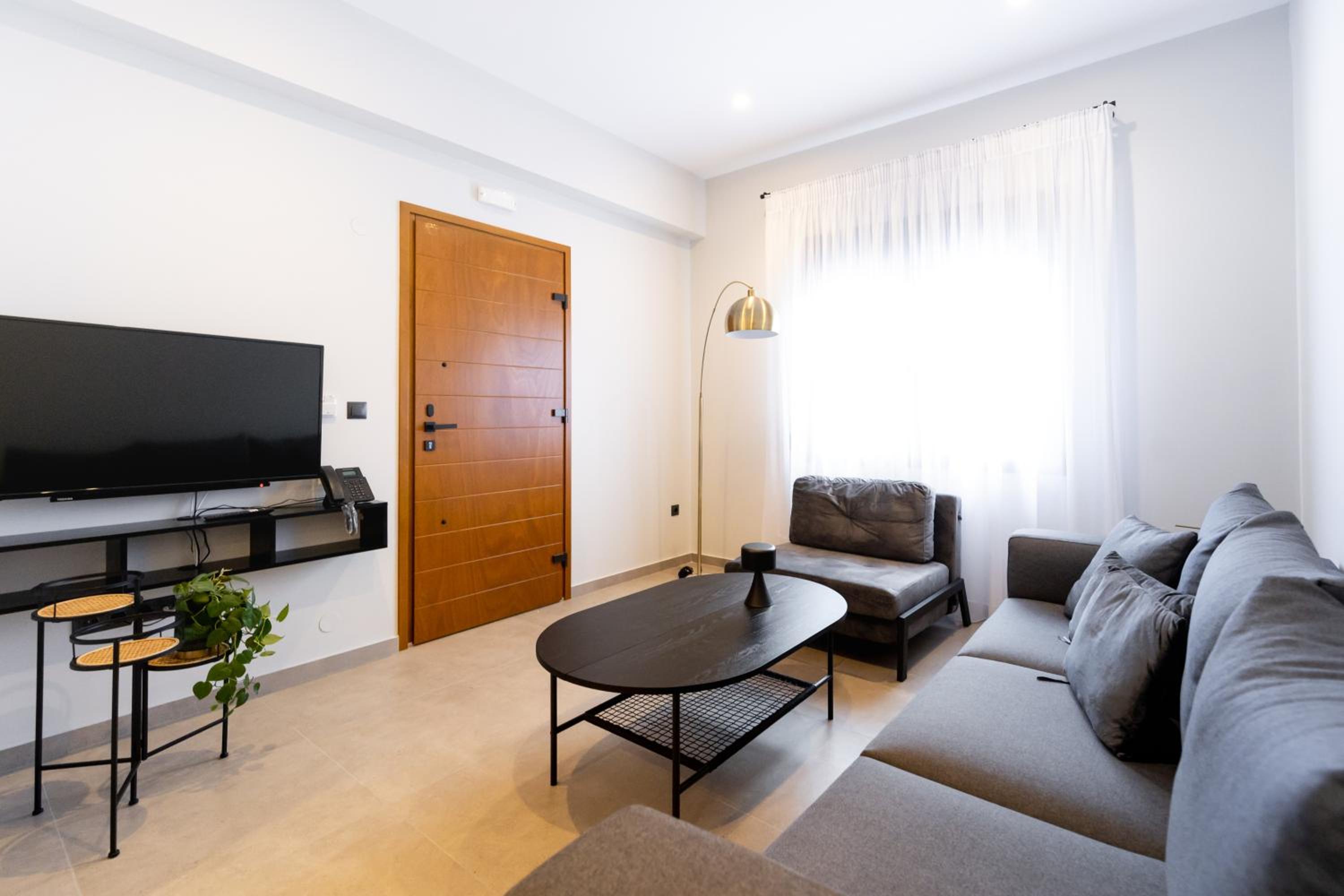 Apartment - Ground Floor photo 3