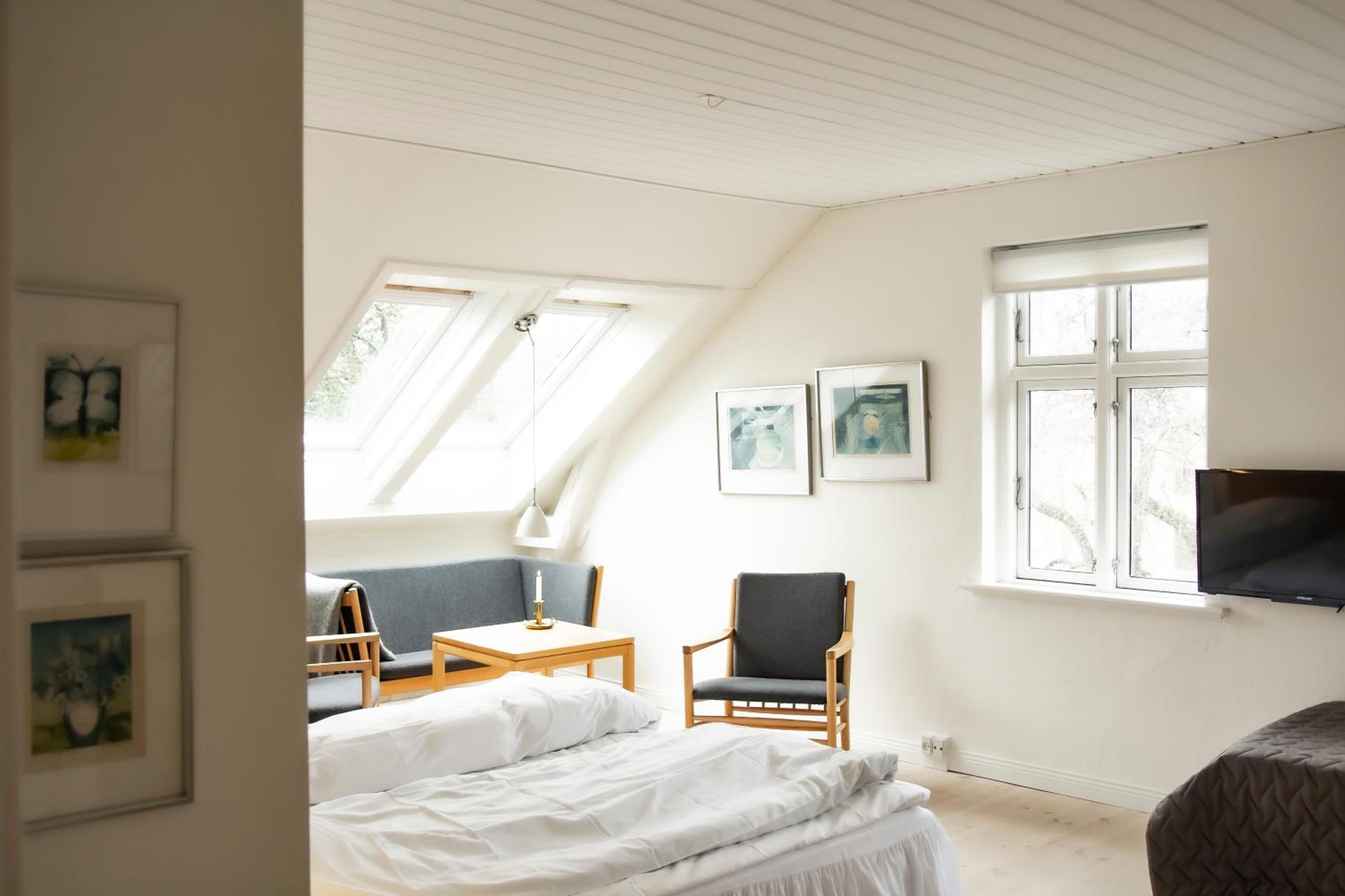 Large Double Room