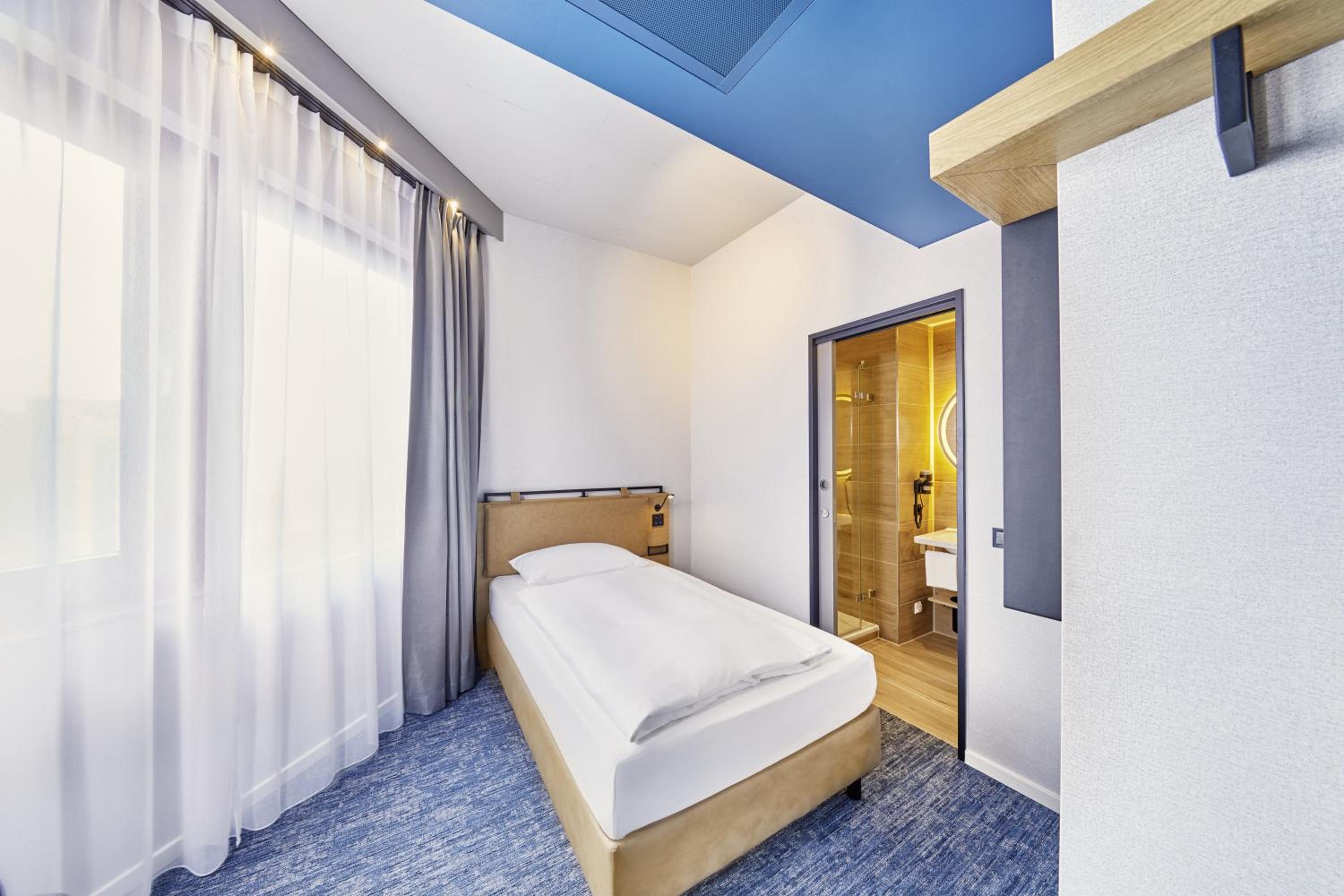 Comfort Single Room