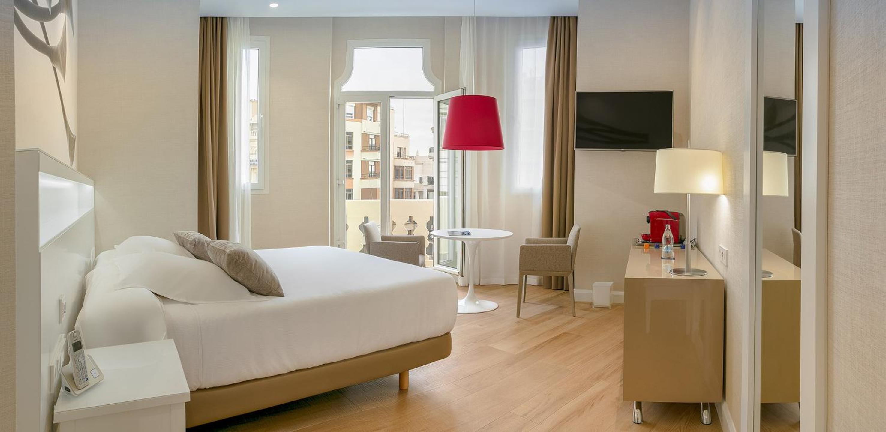 Vistas de la Plaza Grand Premium