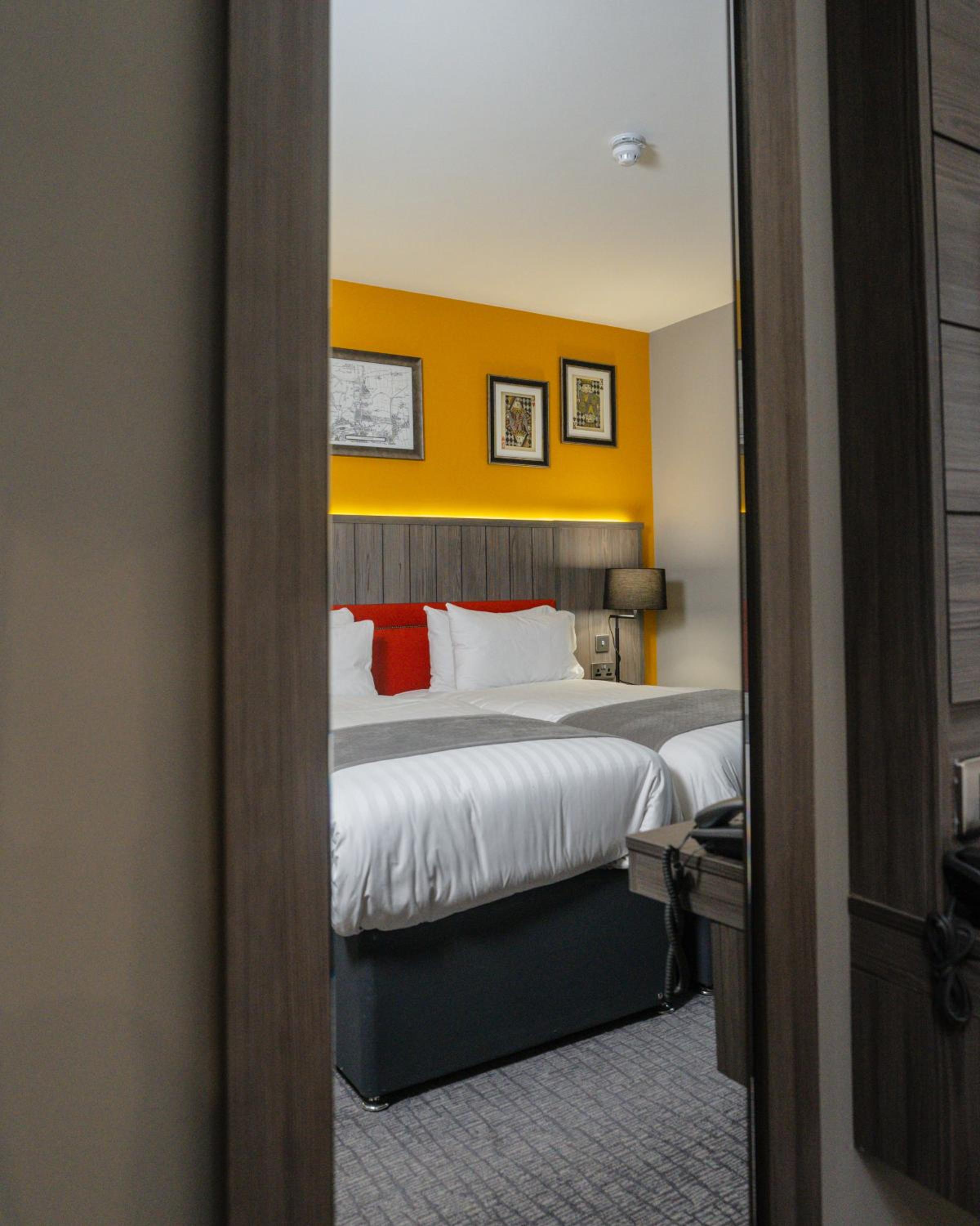 Deluxe Twin Room - Photo 1