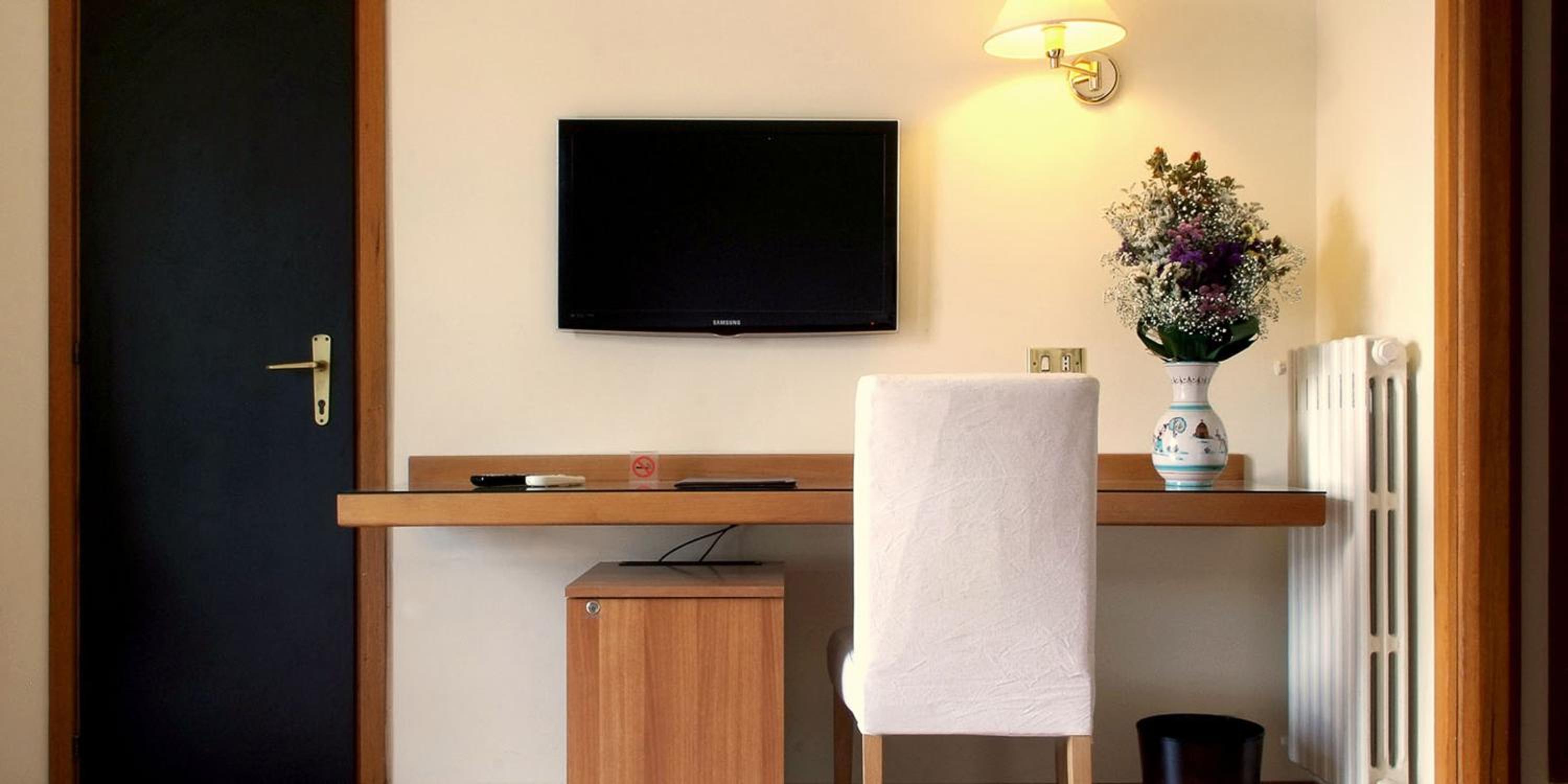 Double Room - Photo 4