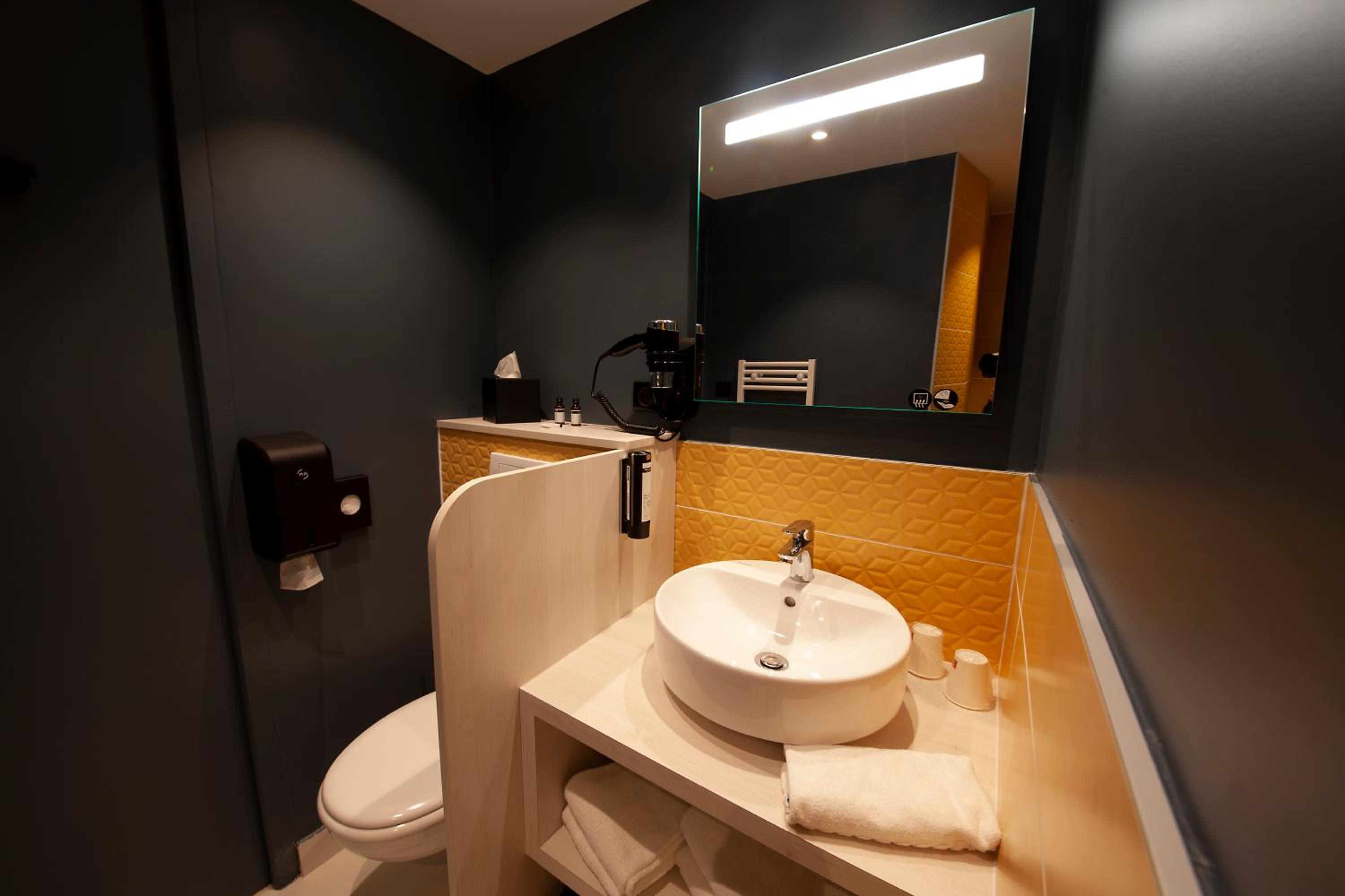 Superior Double Room - Photo 4