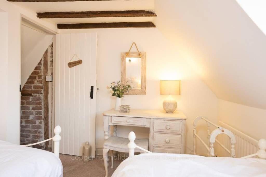 Two-Bedroom House photo 2
