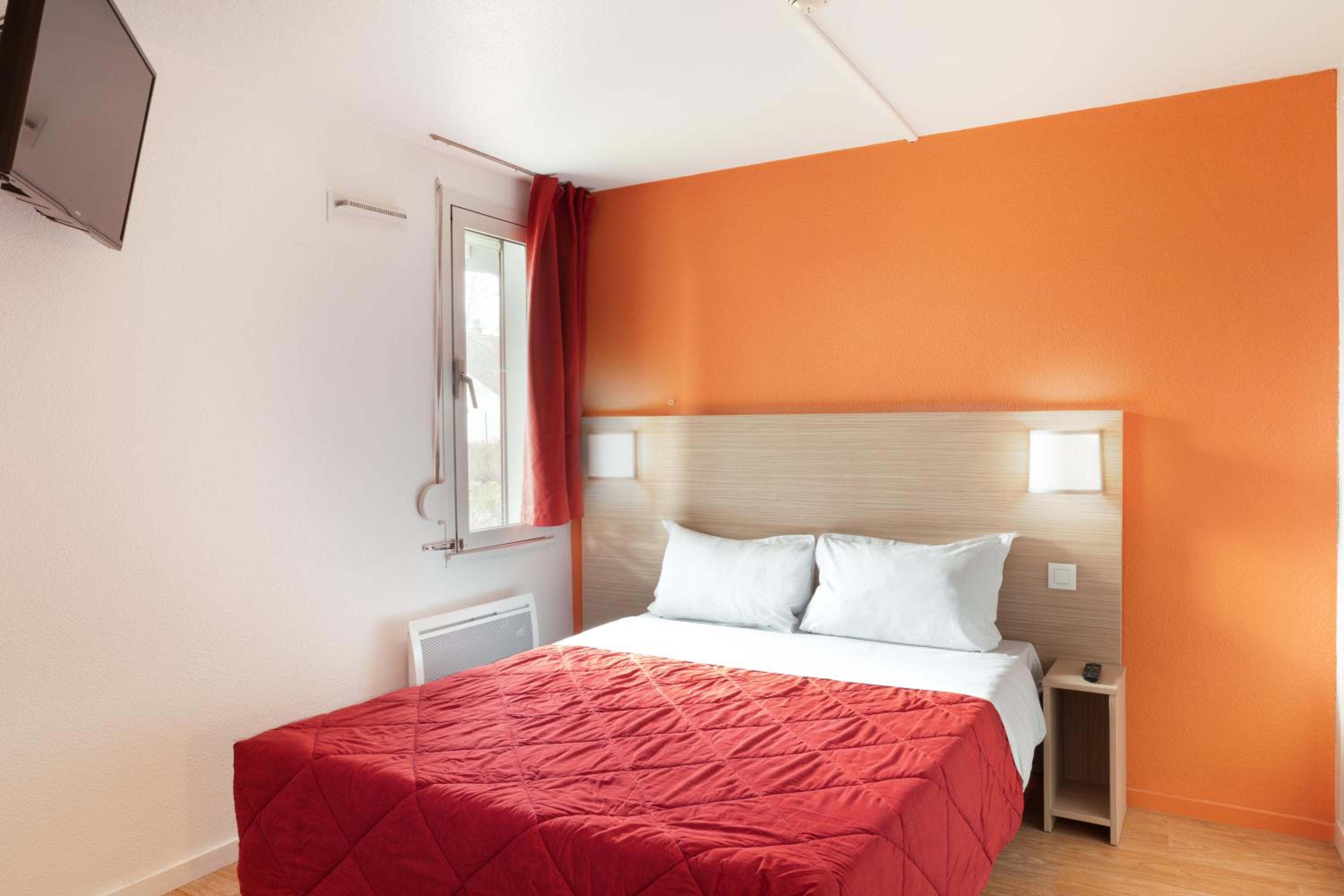 Double Room - Photo 2