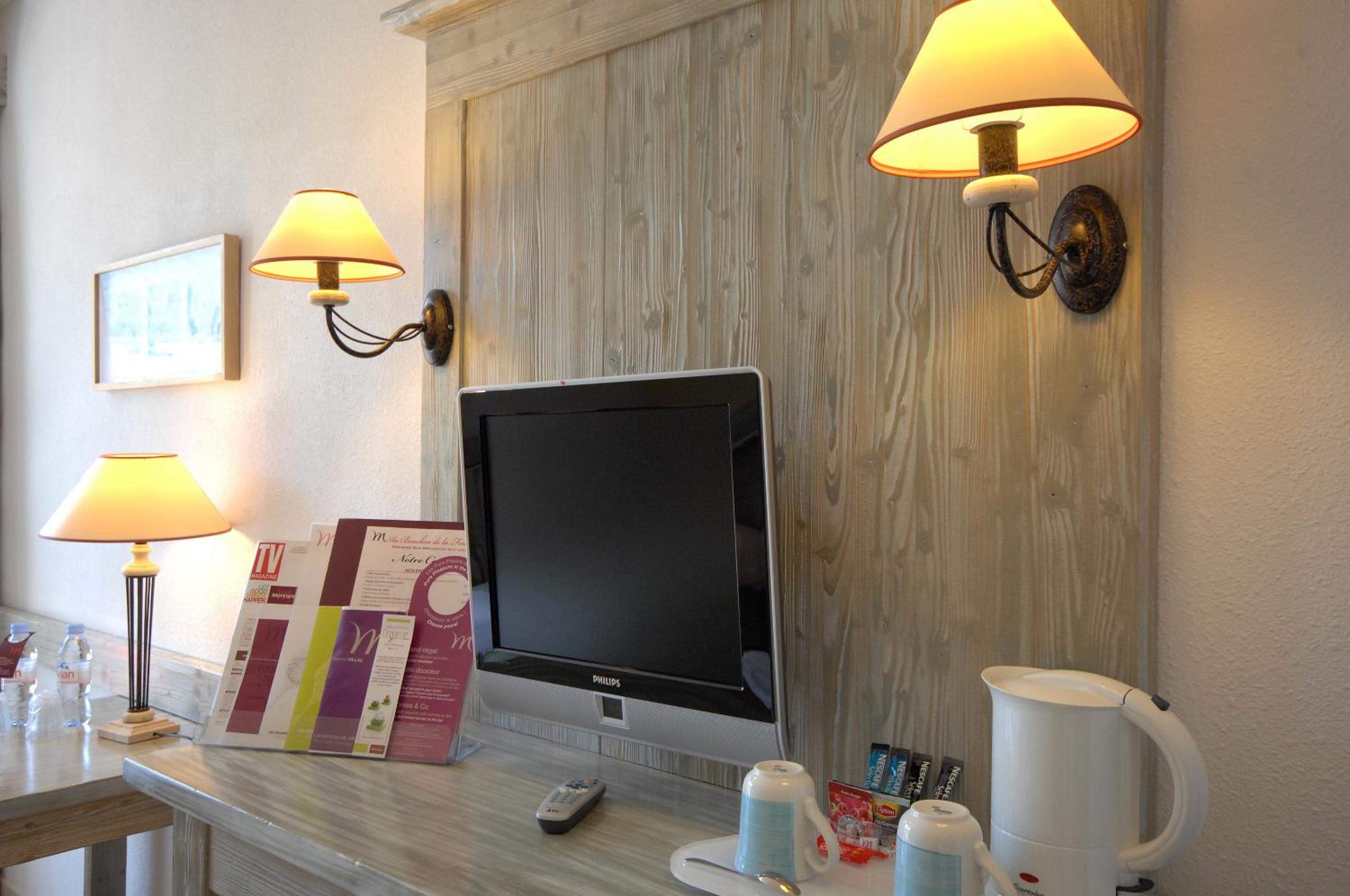 Classic Double Room - Photo 11