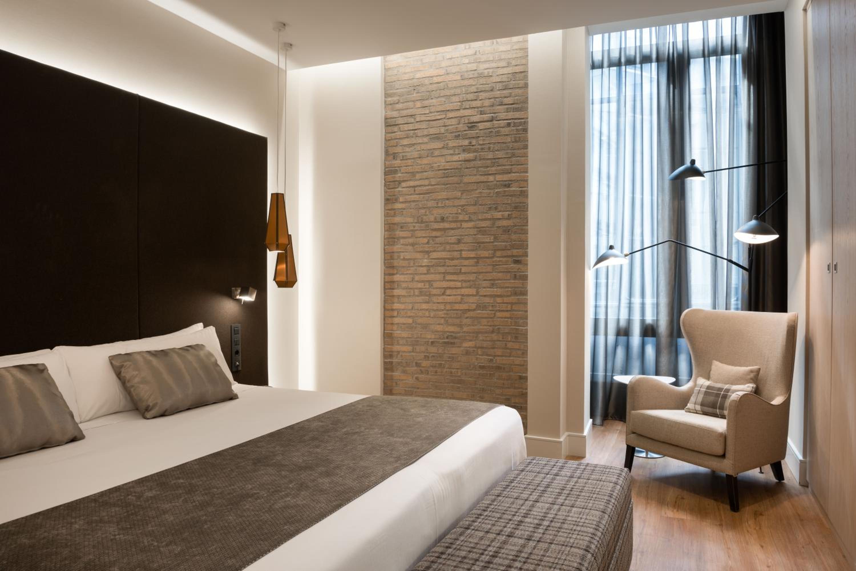 Premium Double Room - Photo 2