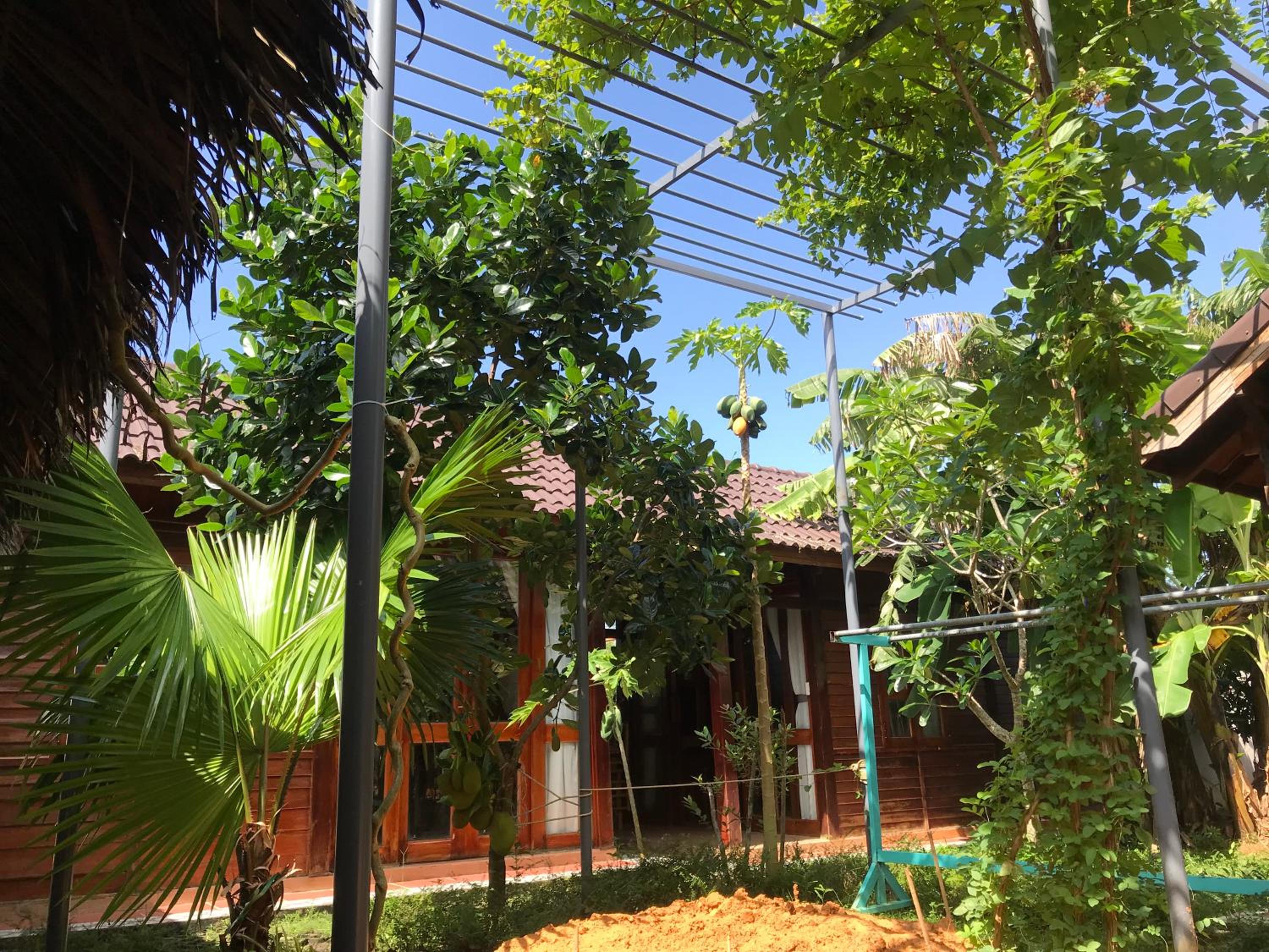 Double Room with Garden View - Photo 3