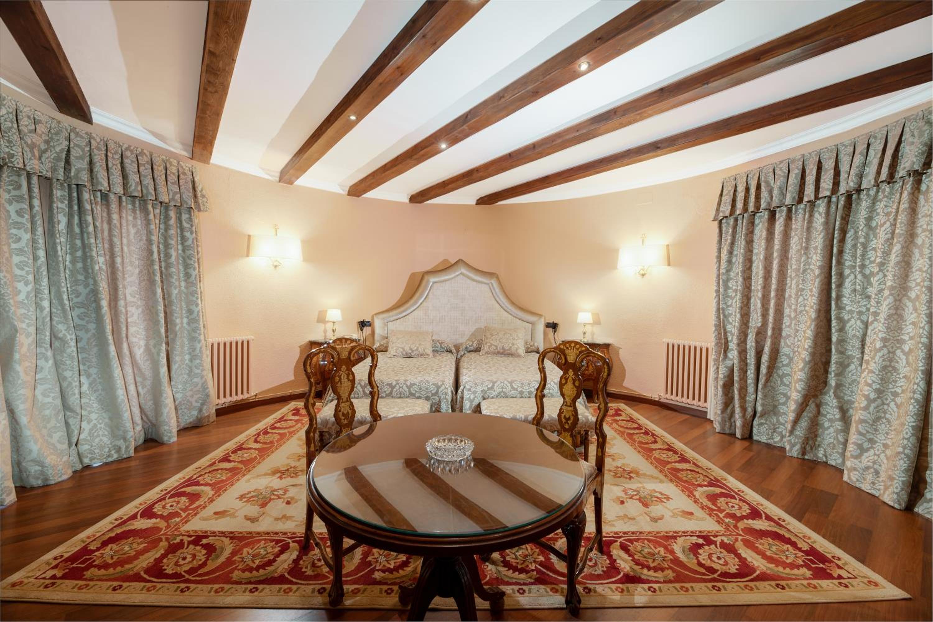 Suite Imperial con Vistas al Parque Suite Imperial con Vistas al Parque