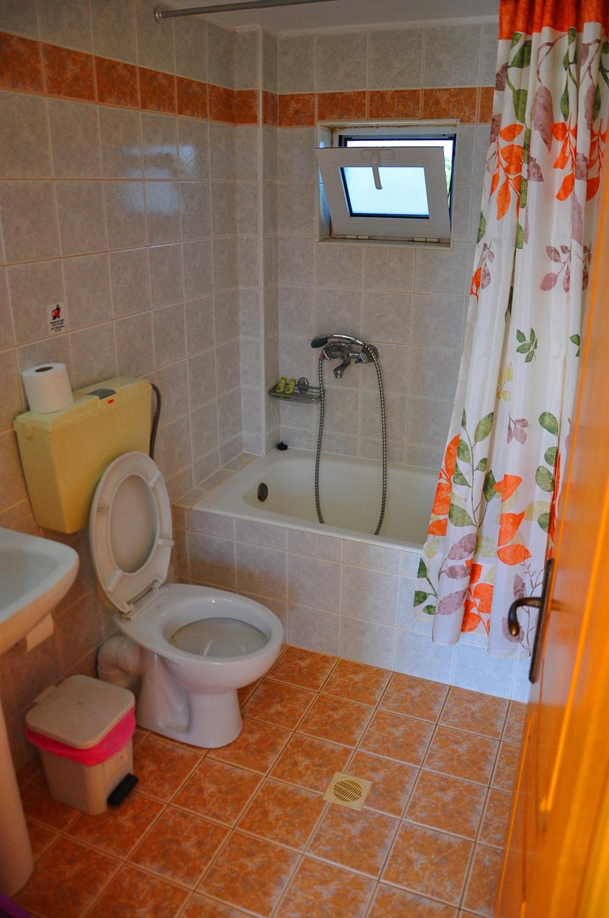 Two-Bedroom Apartment (4 Adults) photo 2