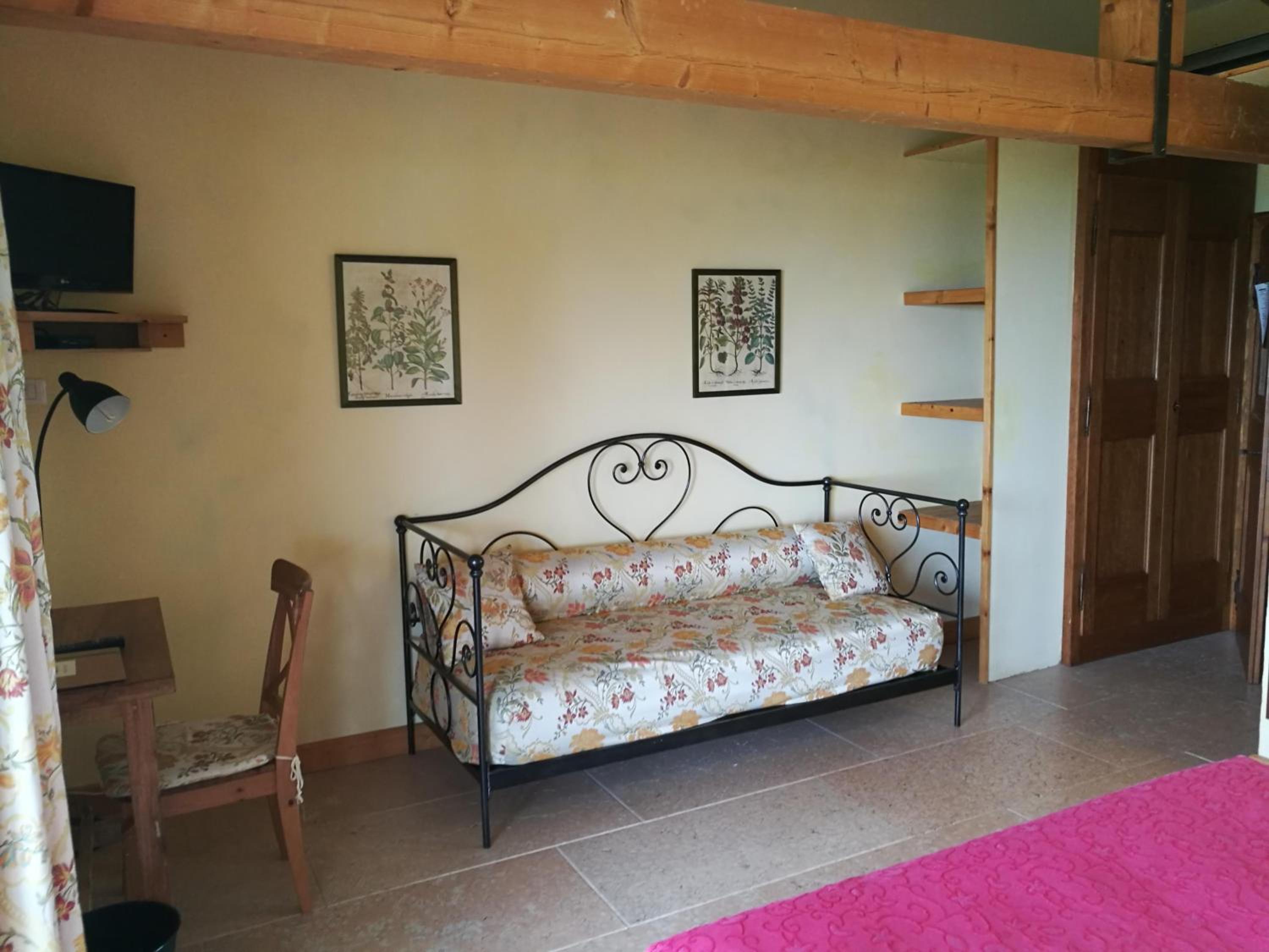 Triple Room with Balcony photo 3