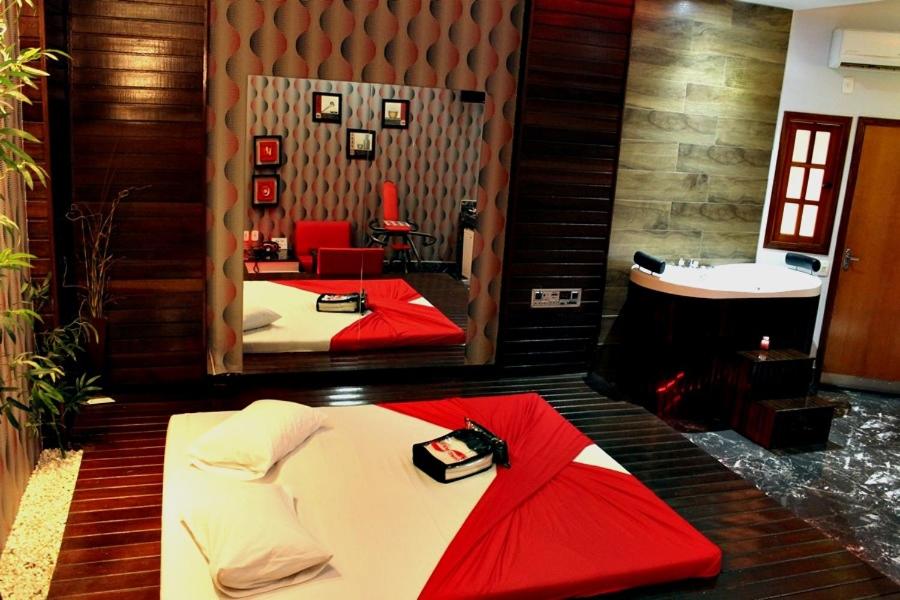 Suite - Photo 2