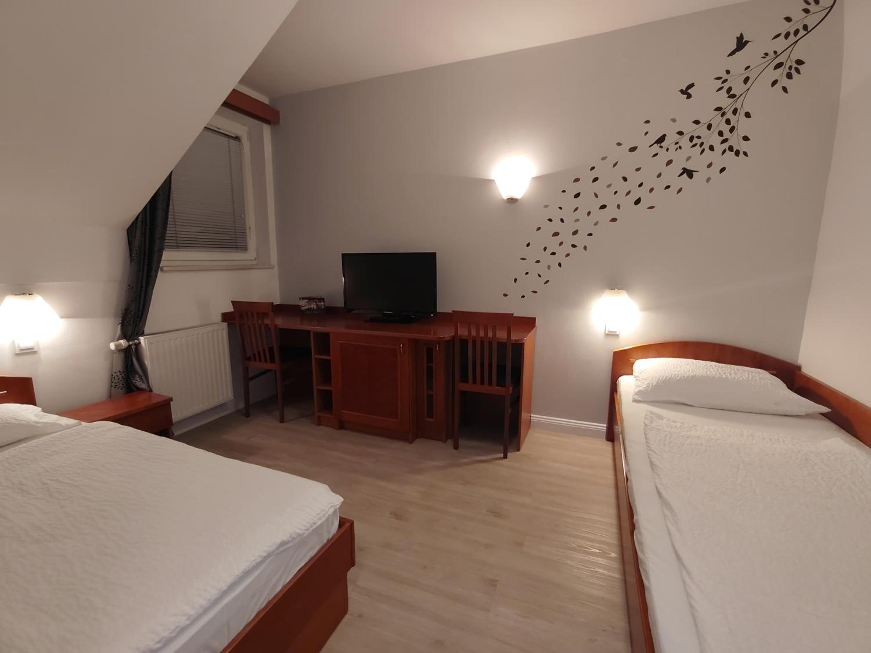 Single Room photo 3