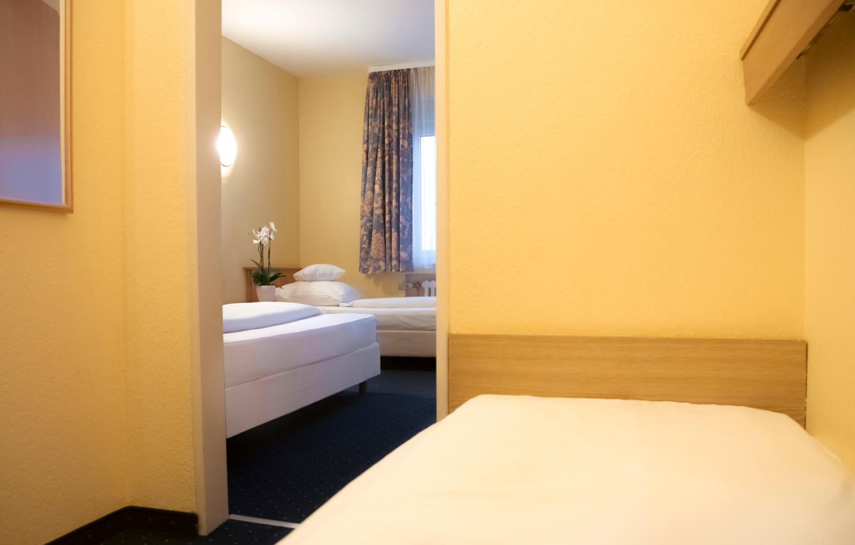 Triple Room - Photo 2