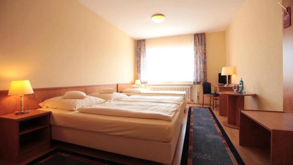 Triple Room - Photo 1