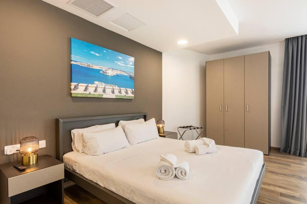 Superior Double or Twin Room with Terrace and Sea View