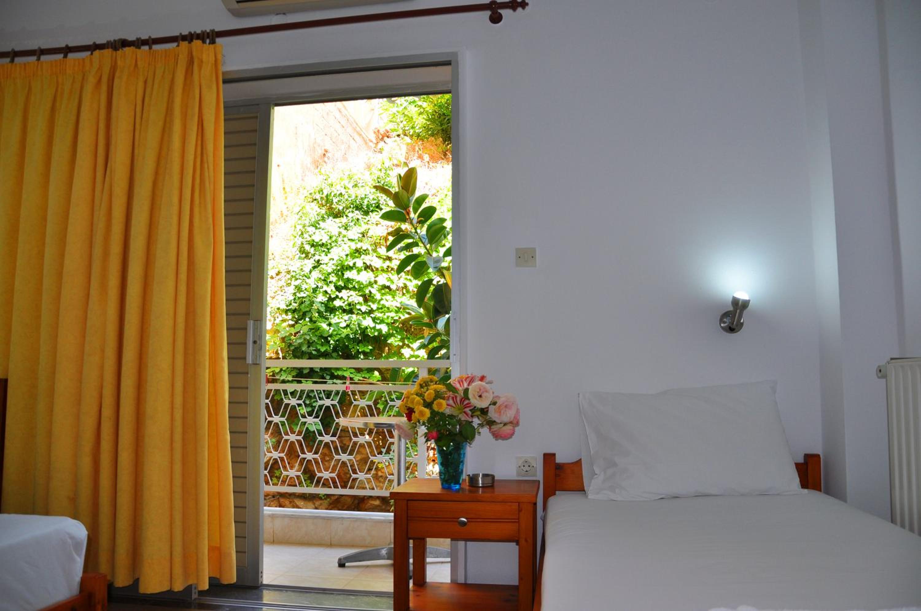 Triple Room with Mountain View photo 1