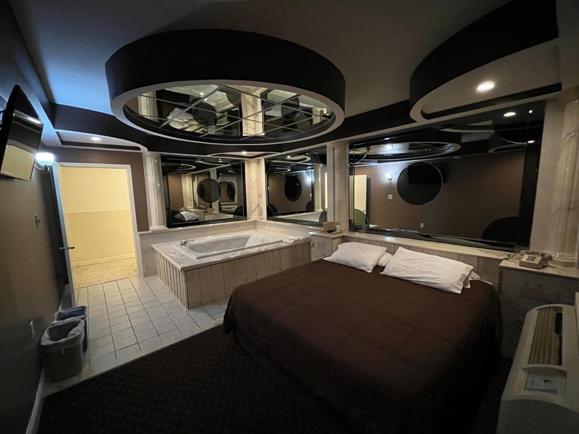 Standard Suite photo 2