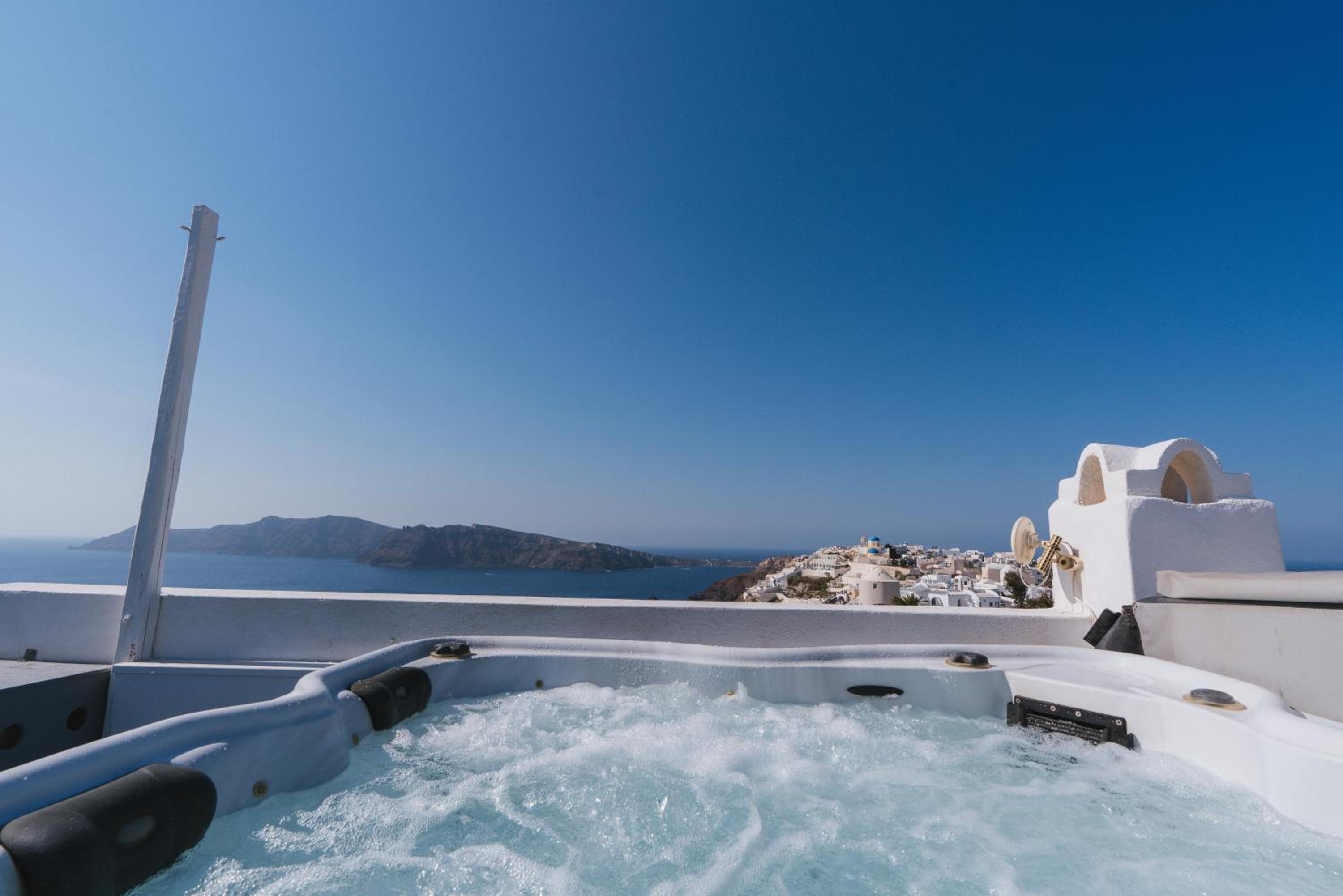 Superior Apartment with Terrace and Outdoor Hot Tub photo 3