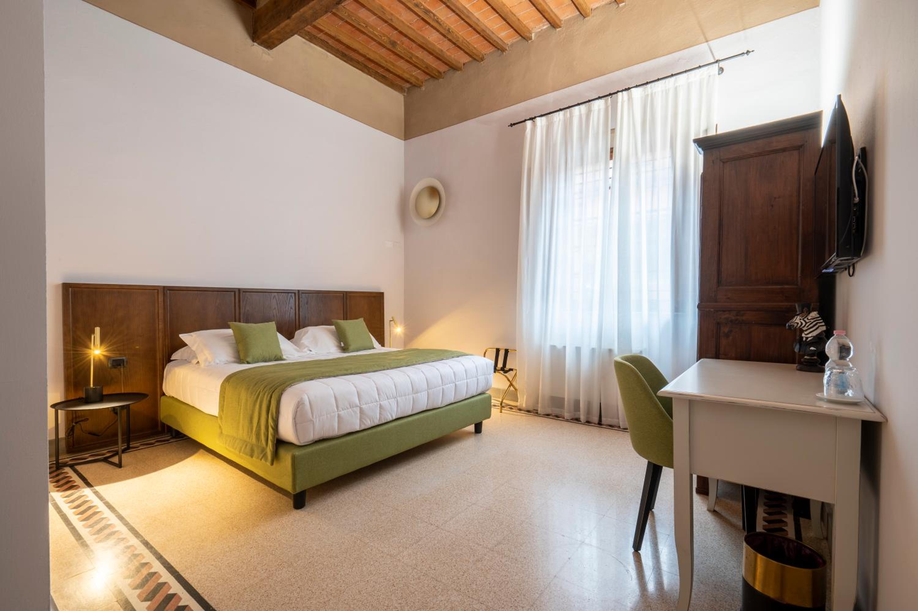 Superior Double Room - Photo 1