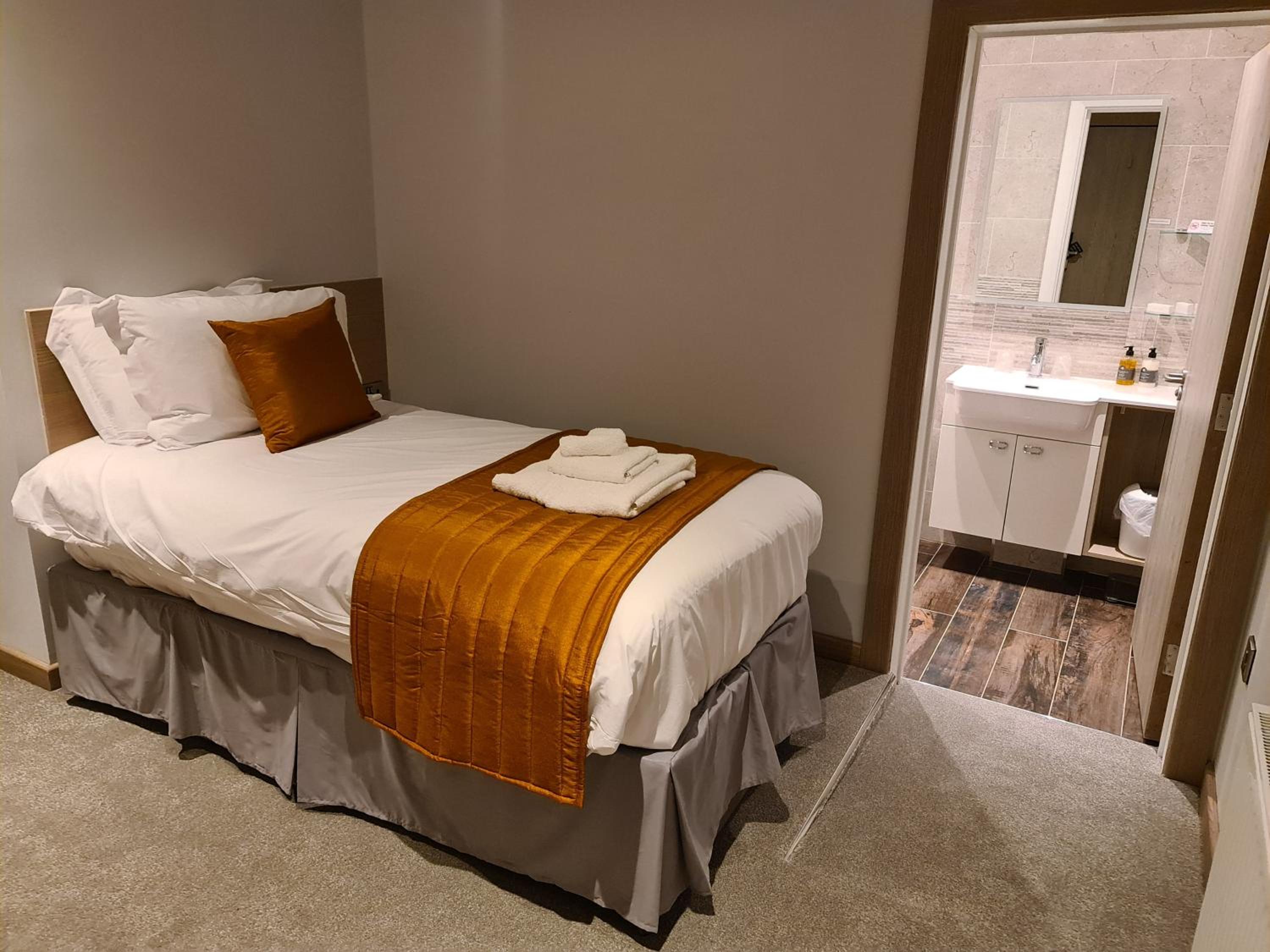 Deluxe Family Room - Photo 5