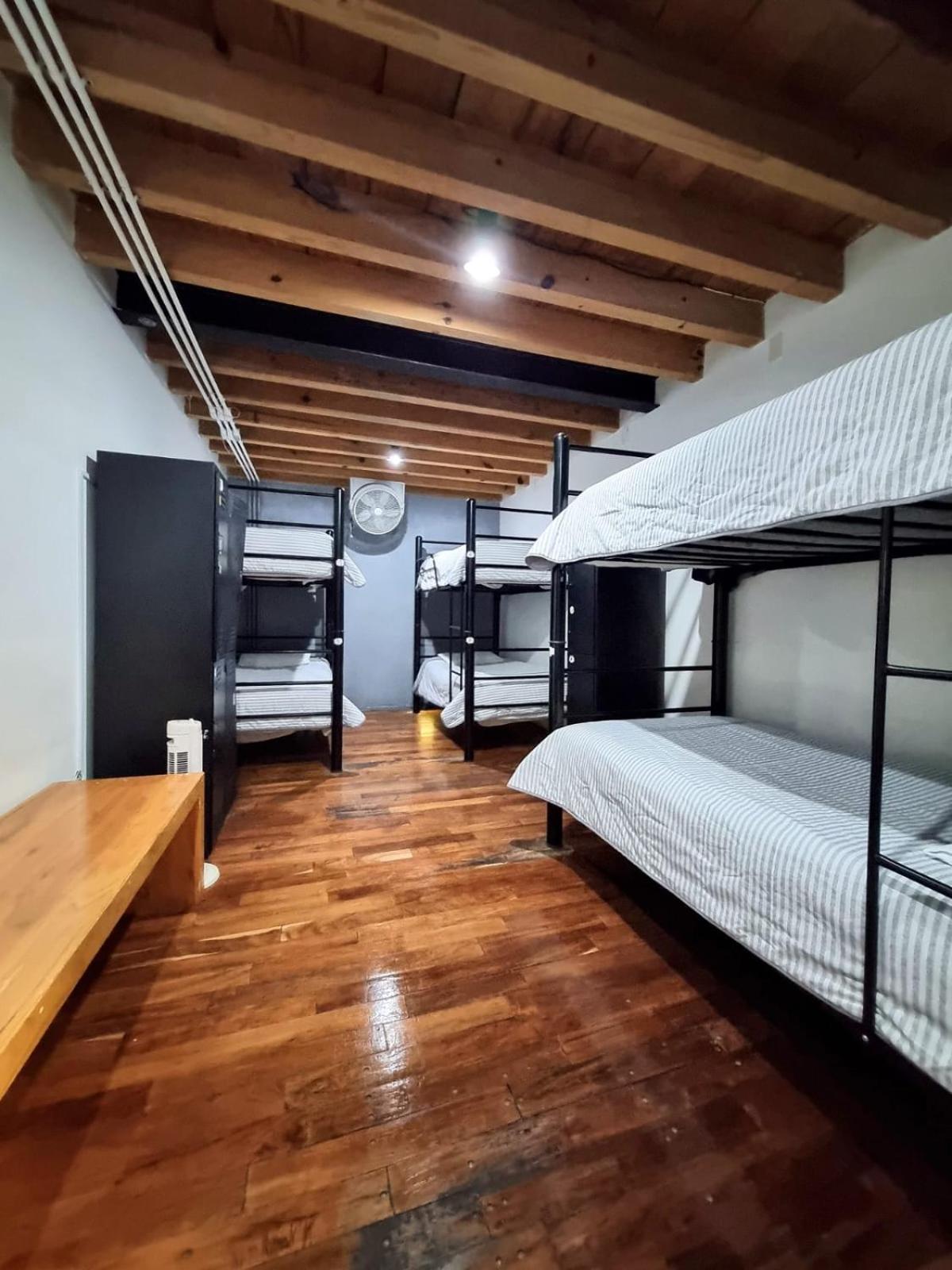 Bed in 6-Bed Dormitory Room photo 1