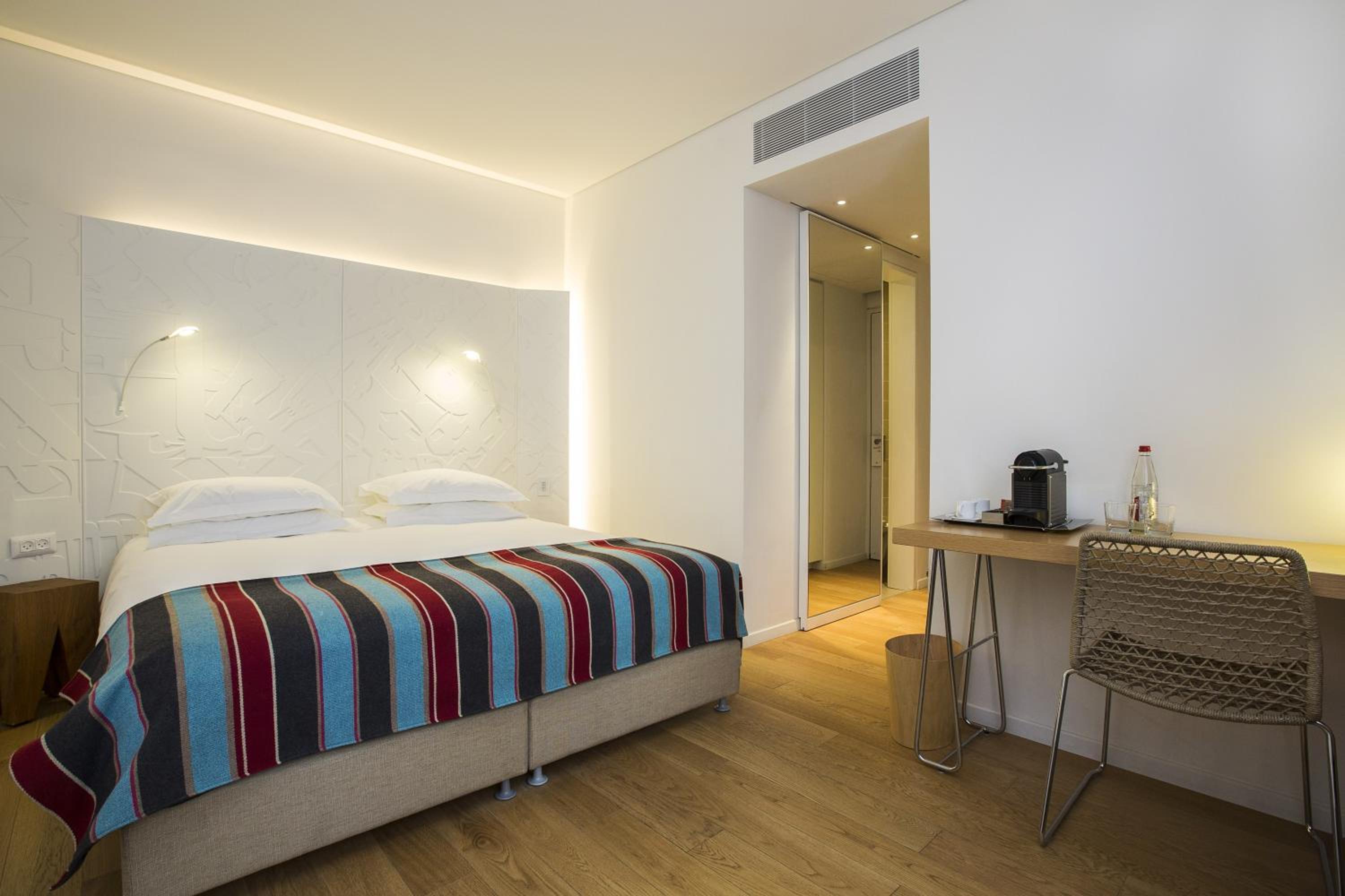 Superior Double or Twin Room - Photo 1