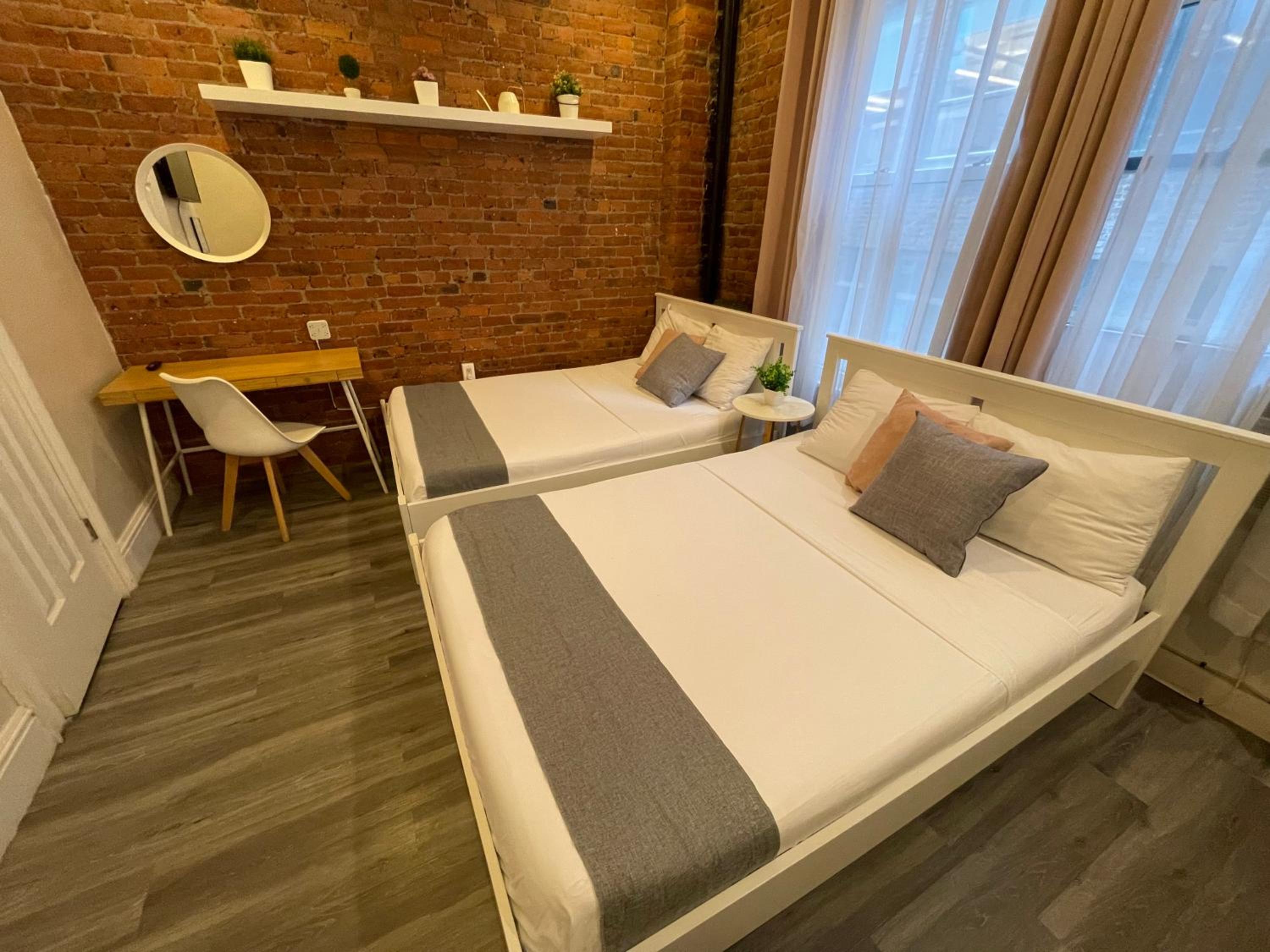 Studio Apartment photo 1