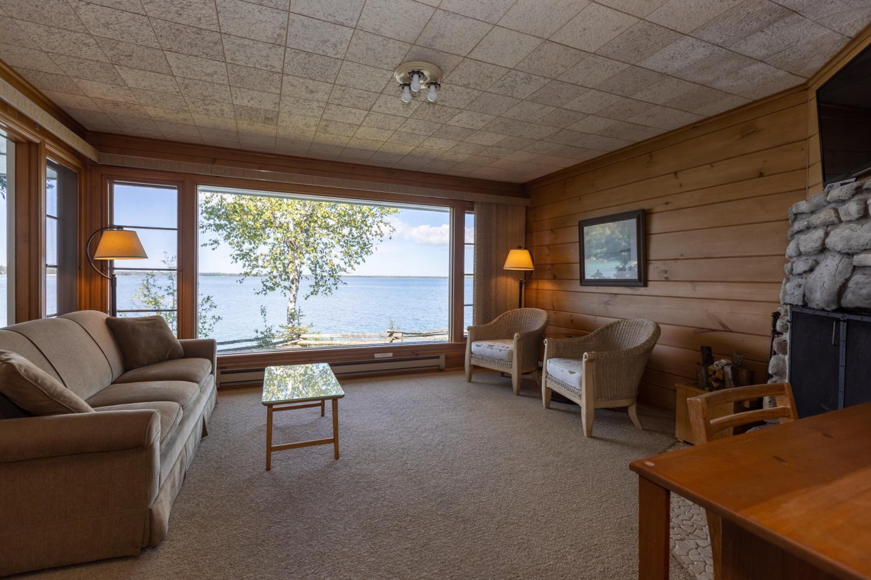 One-Bedroom Cottage