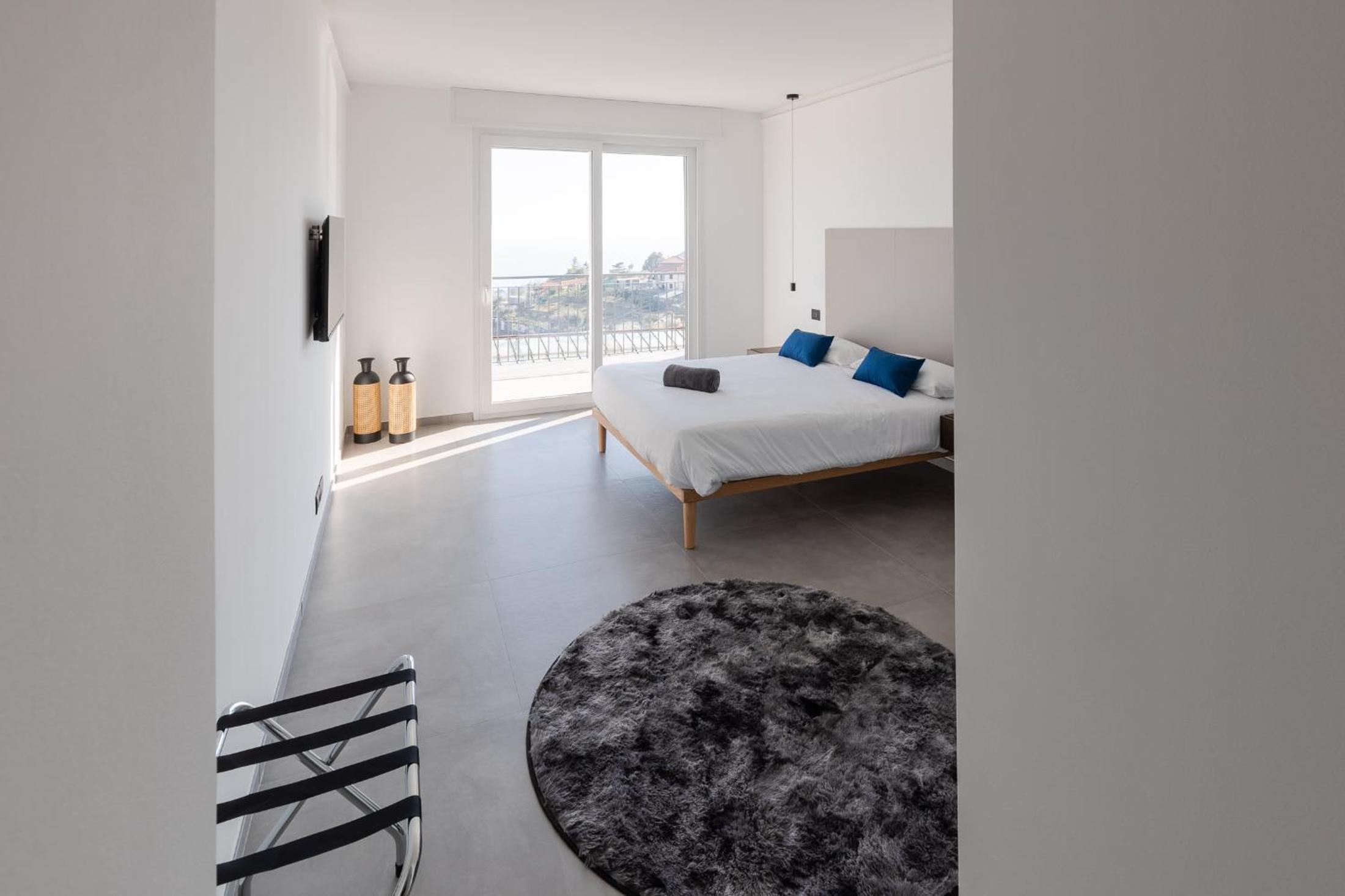 Deluxe Double Room with Sea View photo 2