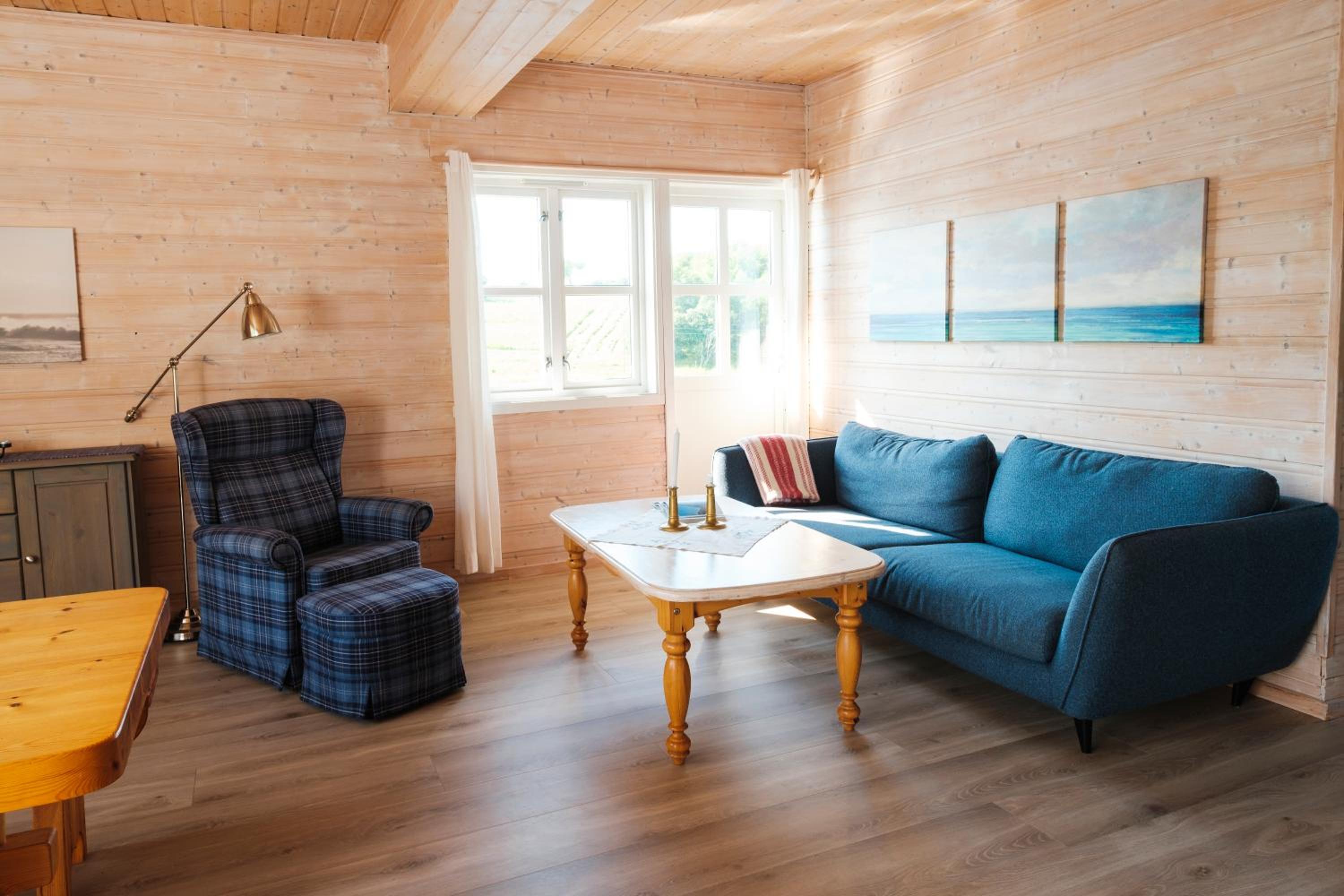 Apartment with Lake View photo 1