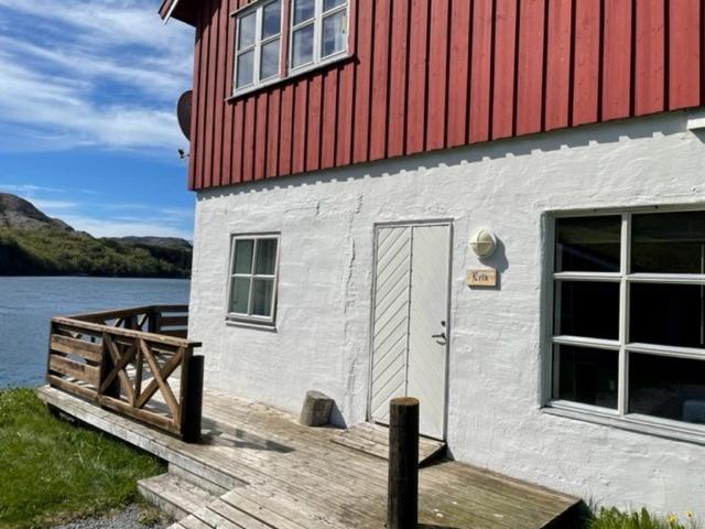 Apartment with Lake View - Photo 2