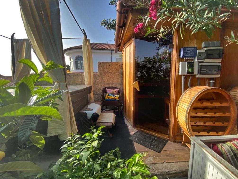 Apartment with Sea View - Photo 13