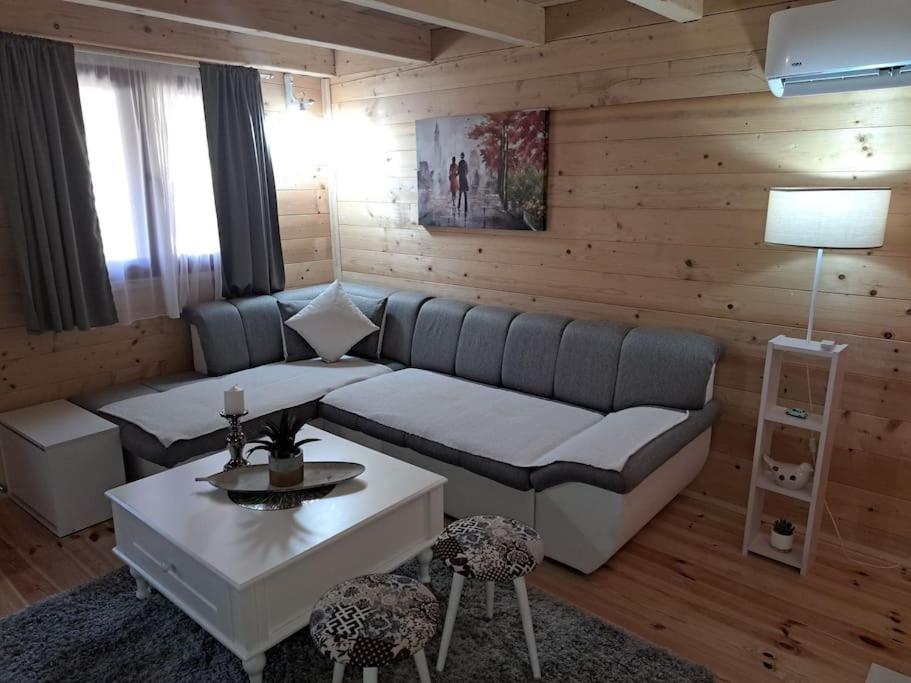 Two-Bedroom House photo 3