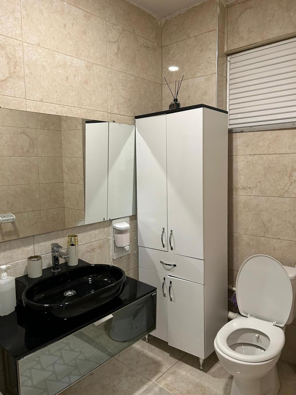 Two-Bedroom Apartment photo 2