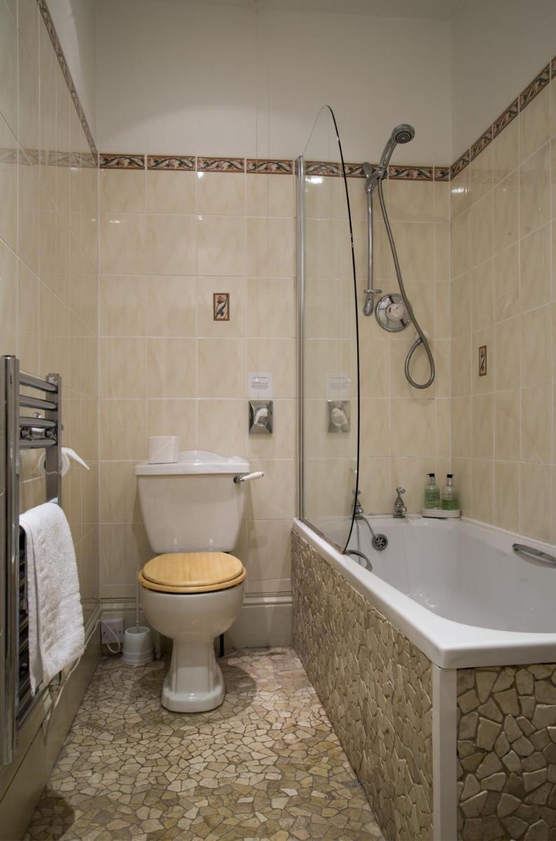 Superior Double or Twin Room photo 3