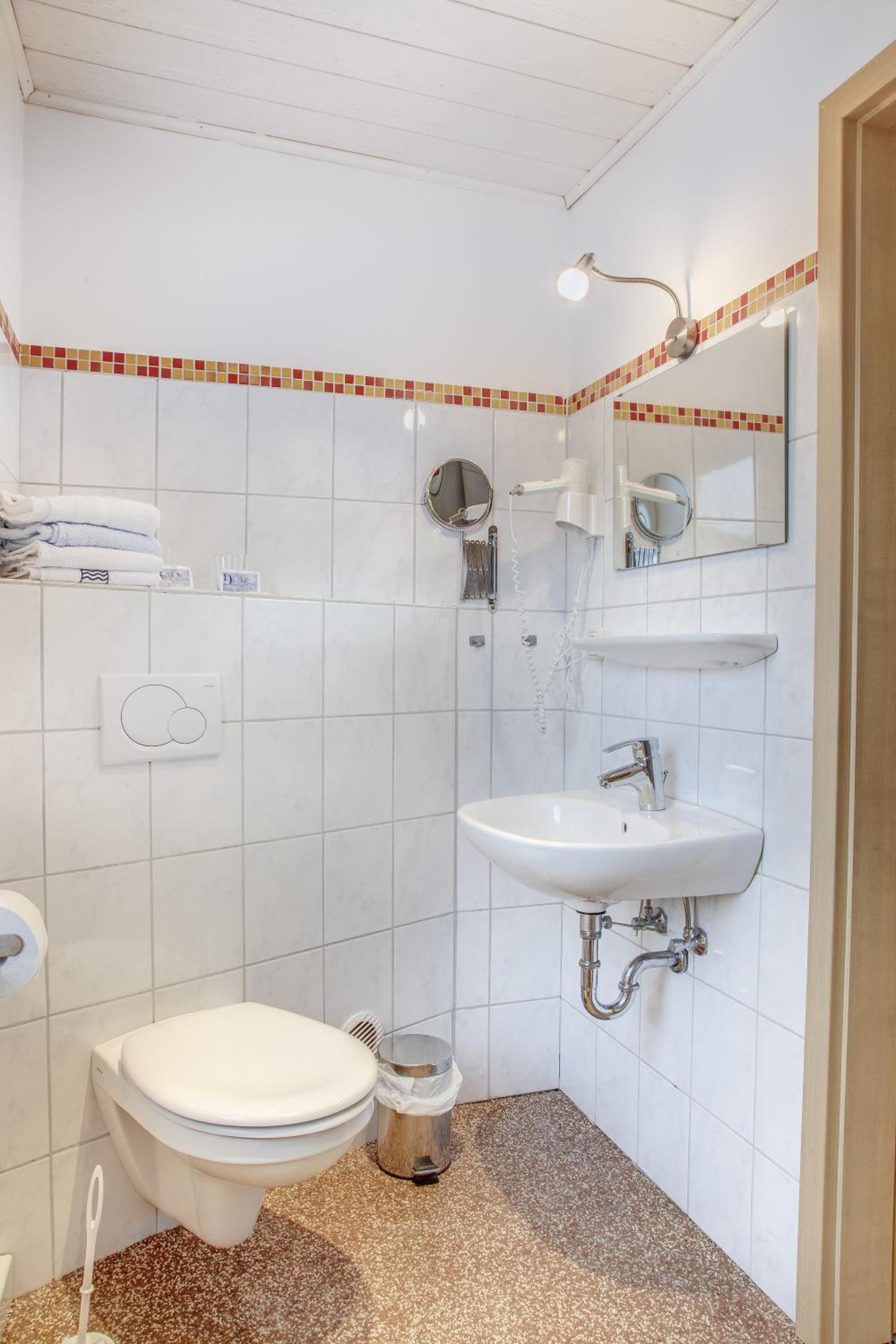 Apartment - Photo 4