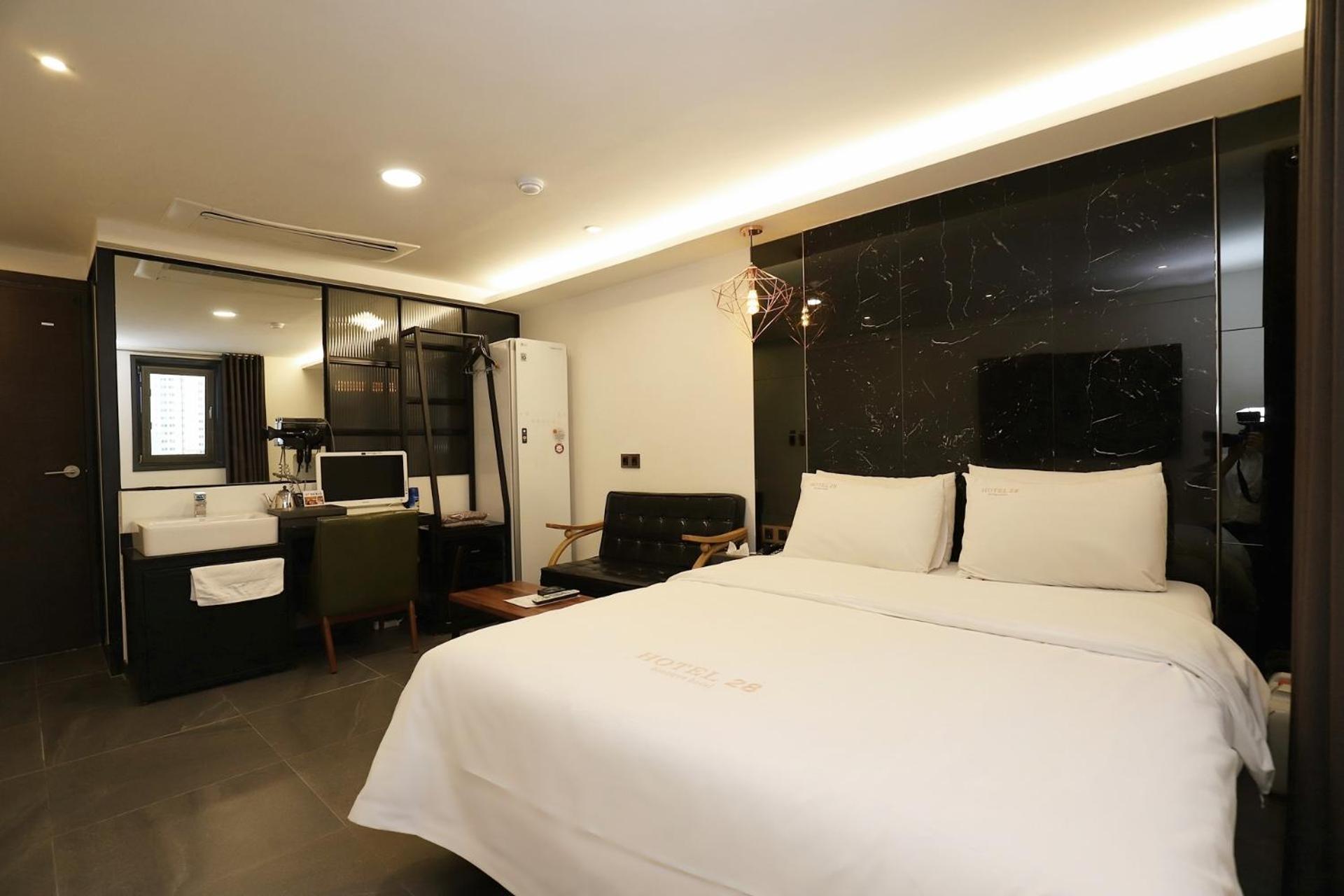 King Suite photo 2