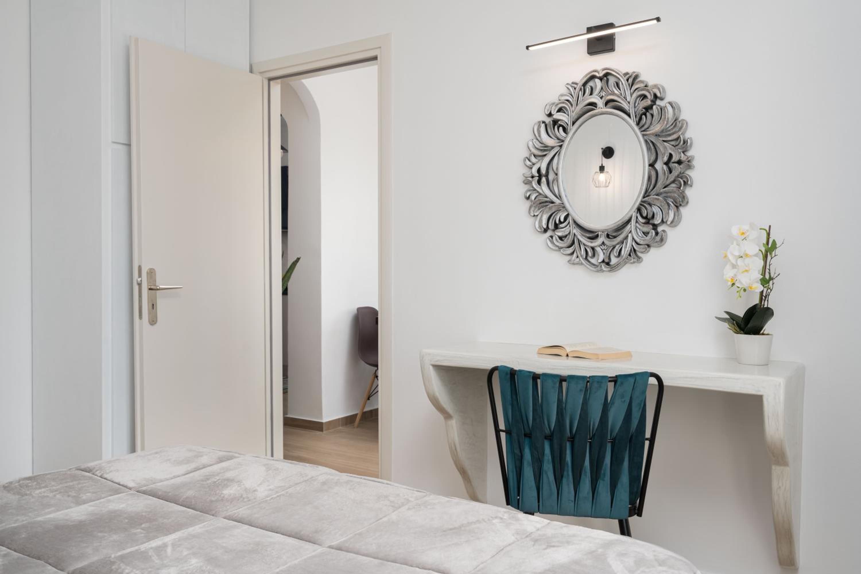 Two-Bedroom Suite with Hot Tub